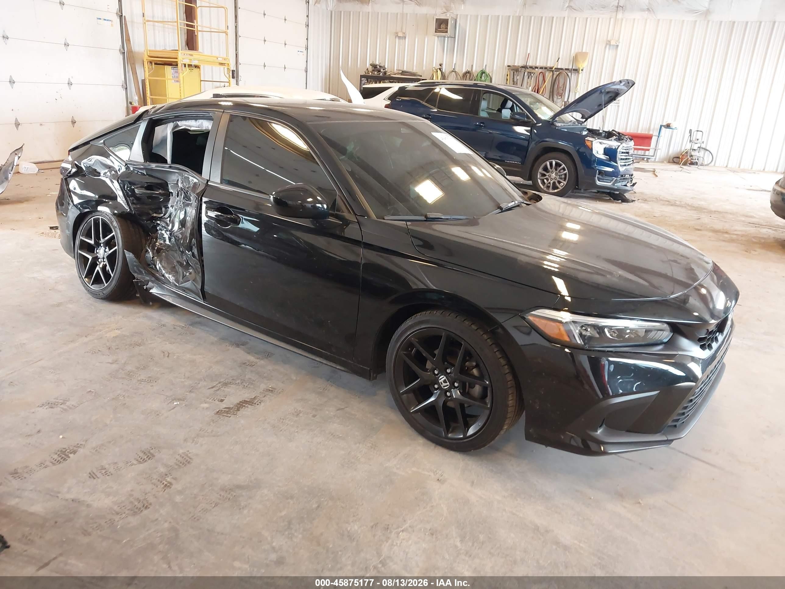 2024 Honda Civic VIN 19XFL2H80RE006893 — IAAI salvage auction photo