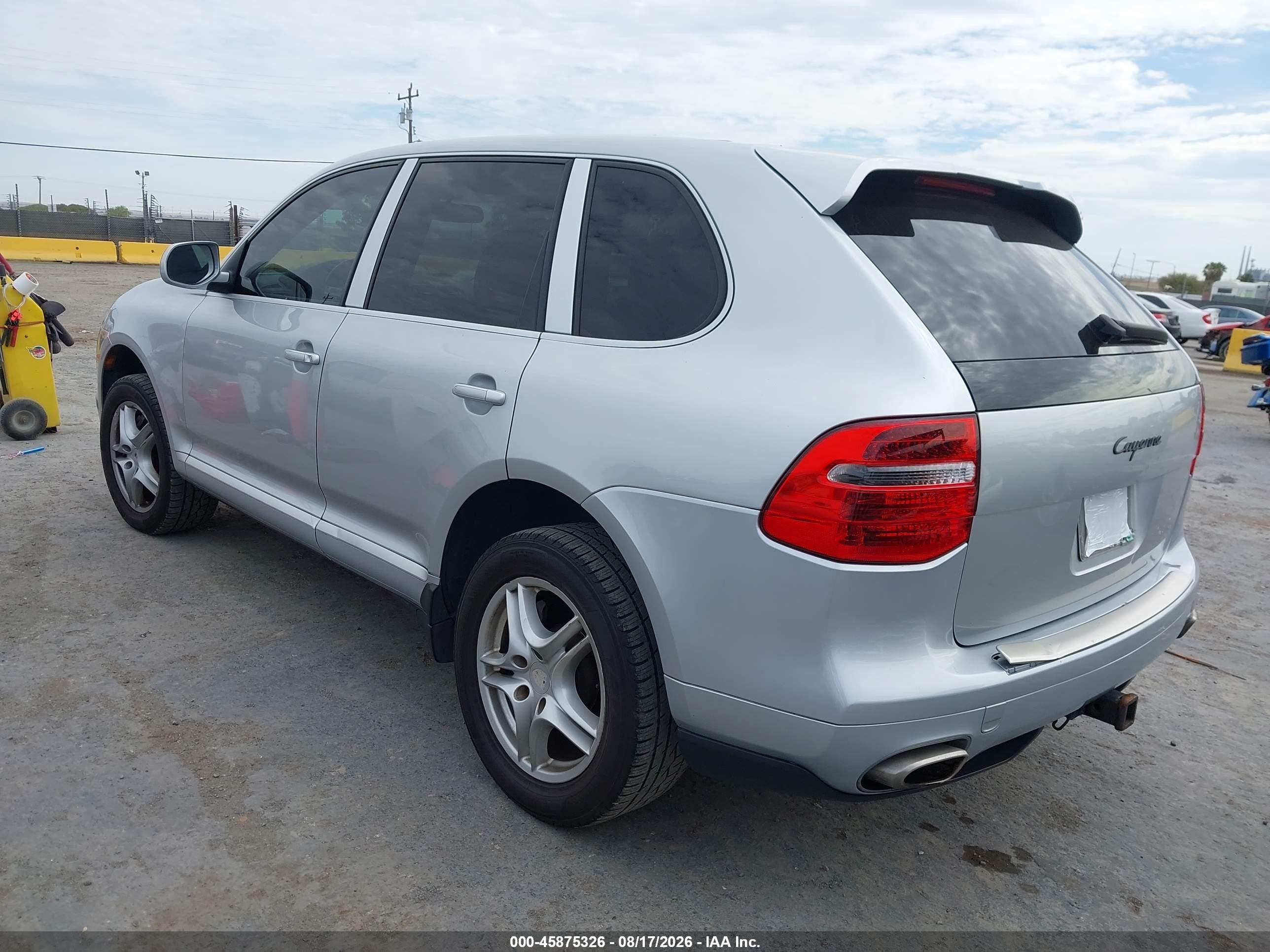 2010 Porsche Cayenne VIN WP1AA2AP9ALA02191 IAAI salvage auction — Side, Salvage (Georgia), sold $1,100 on 2026-09-12 (photo 3)