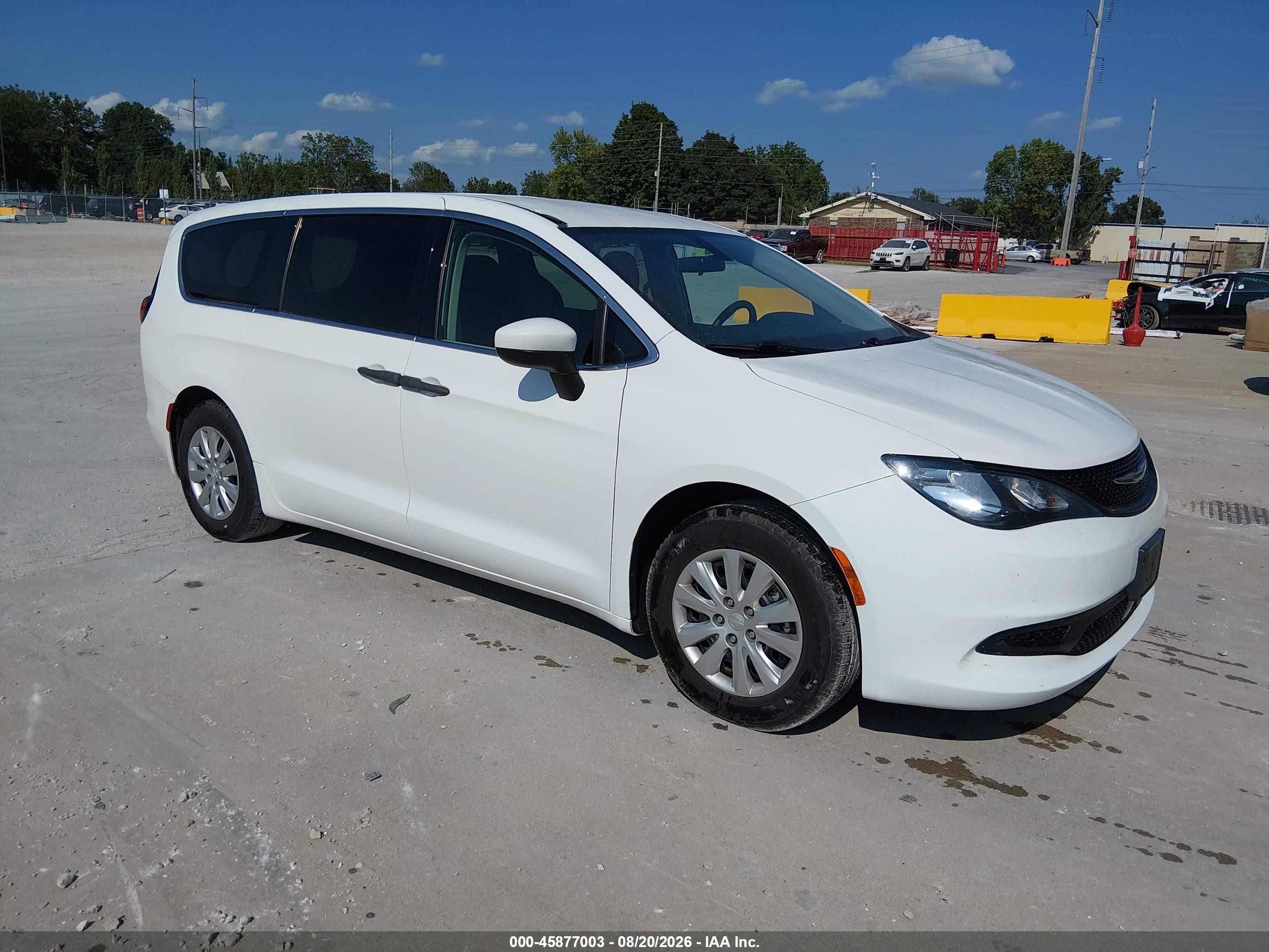 2021 Chrysler Voyager VIN 2C4RC1AGXMR568414 — IAAI salvage auction photo