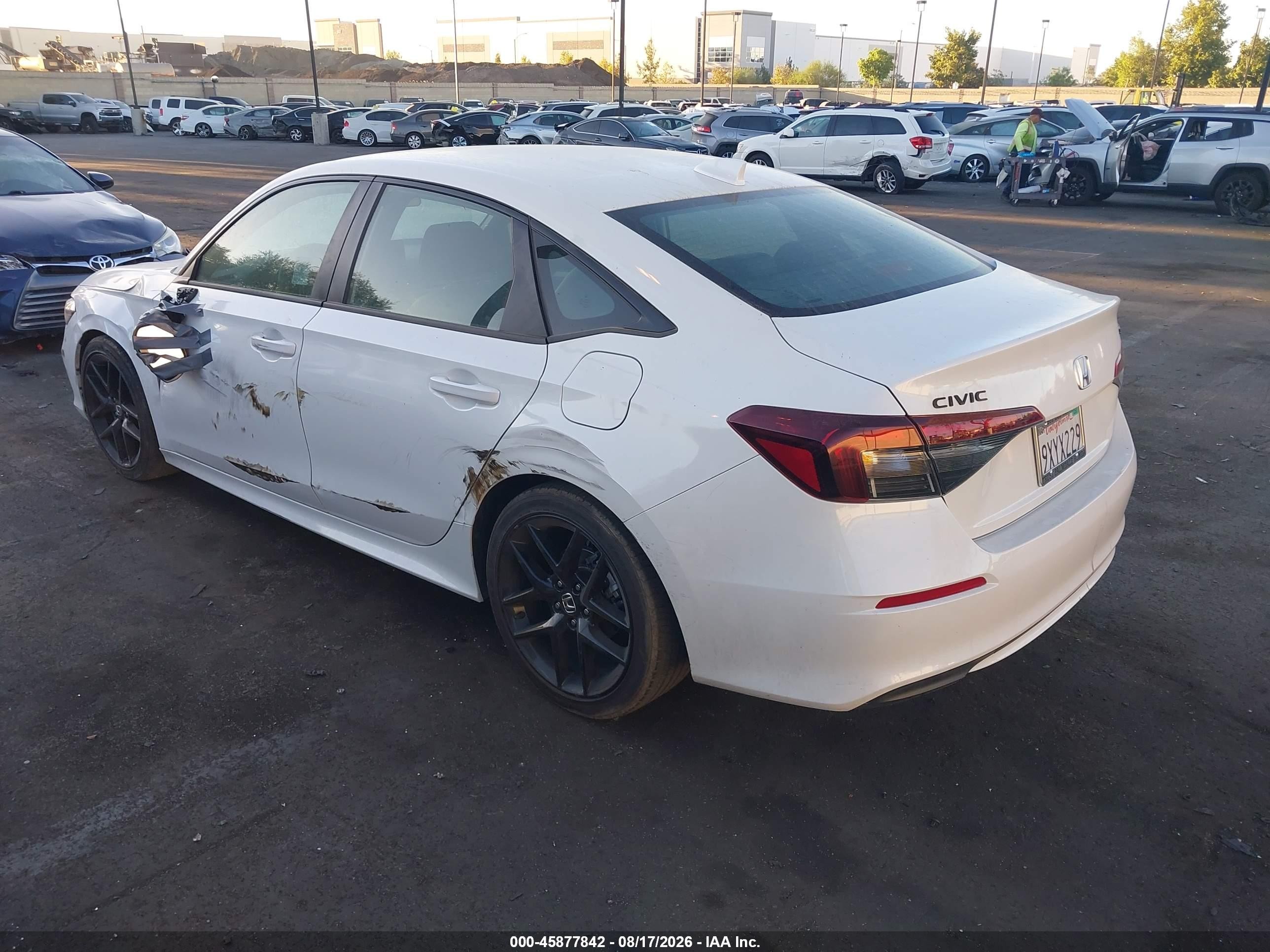 2026 Honda Civic VIN 2HGFE2F59TH562068 IAAI salvage auction — Side, Salvage Certificate (California), sold $12,000 on 2026-09-13 (photo 3)