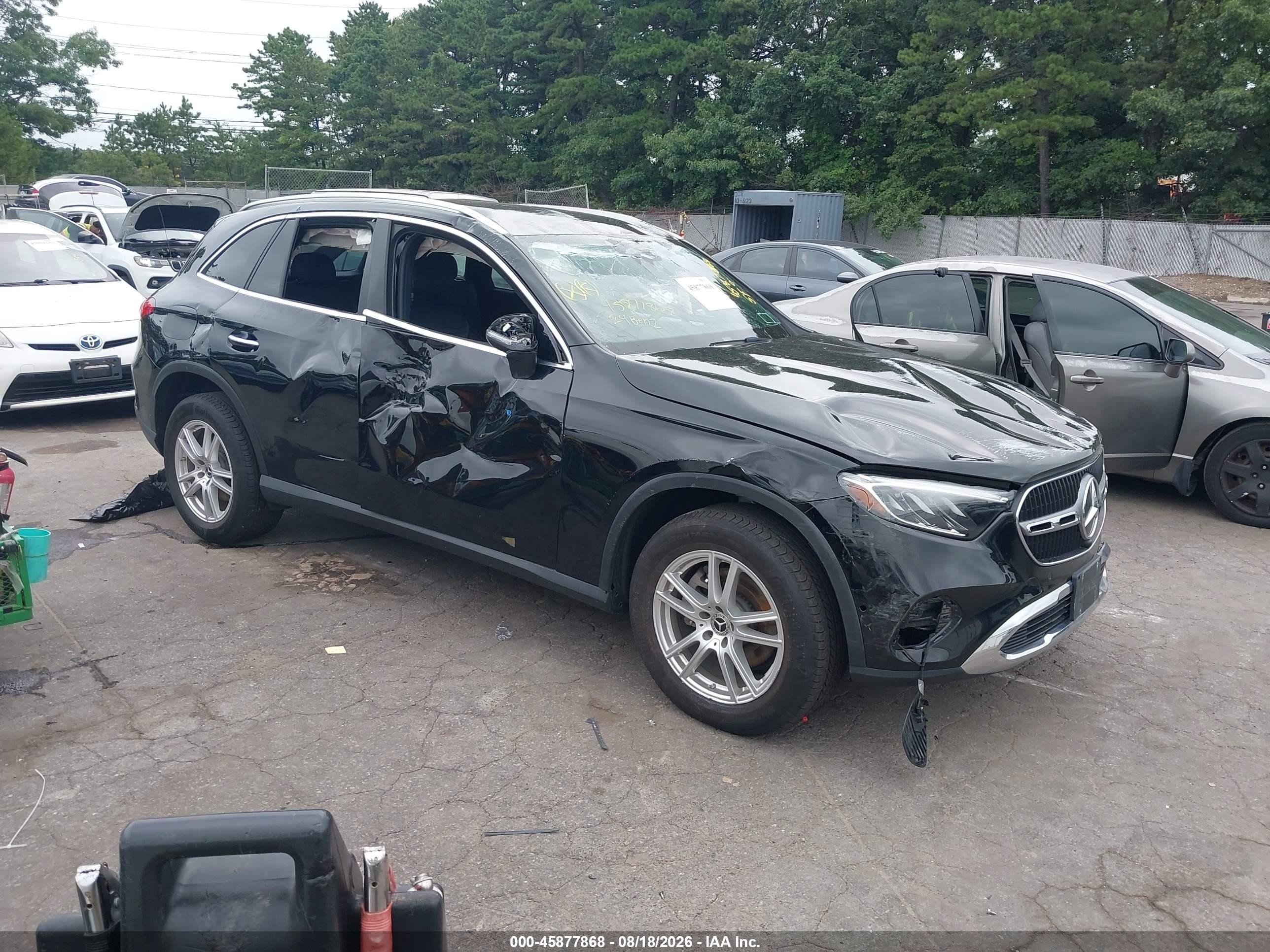 2024 Mercedes-Benz GLC-Class VIN W1NKM4HB2RF129810 — IAAI salvage auction photo