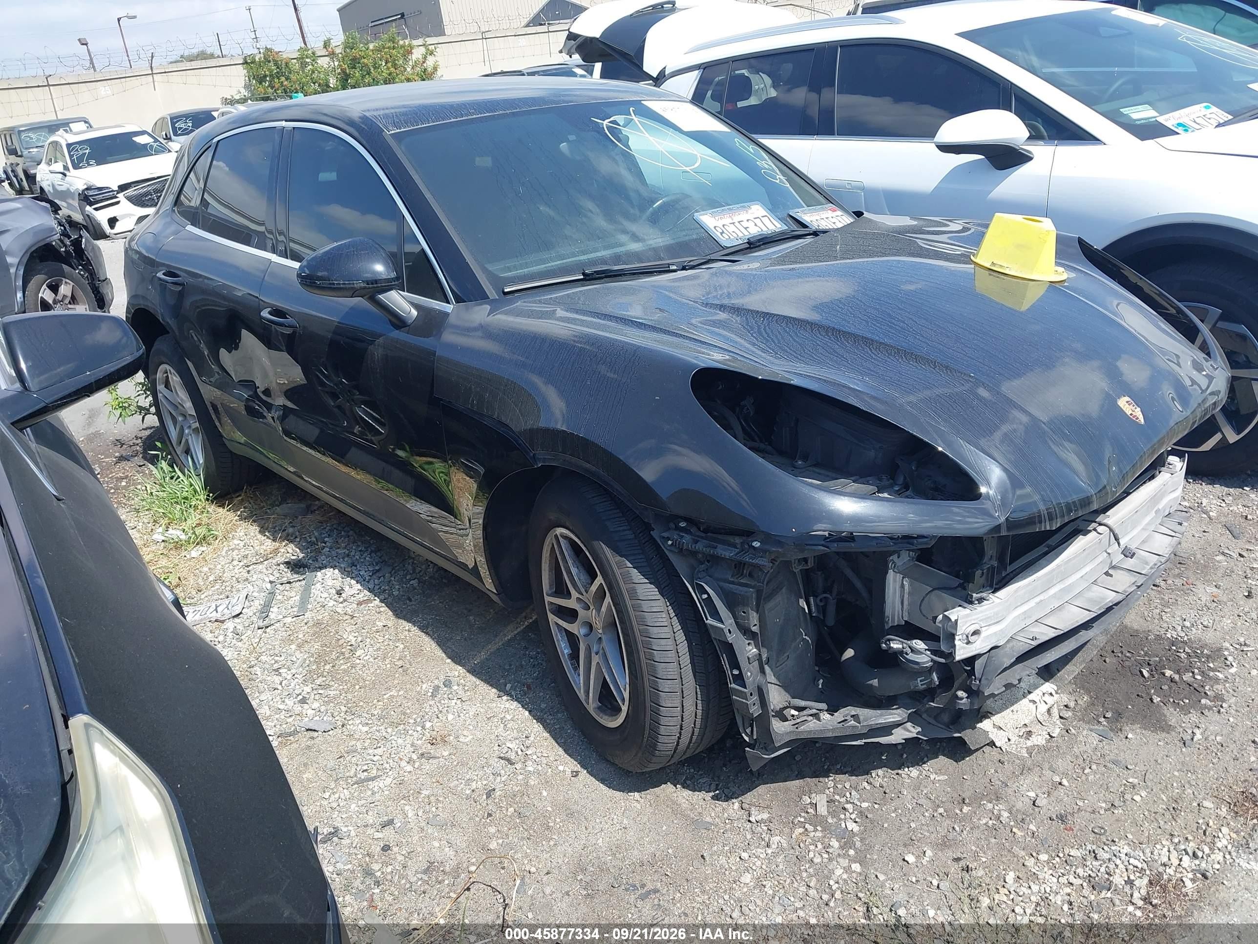 2018 Porsche Macan VIN WP1AA2A52JLB25328 — IAAI salvage auction photo