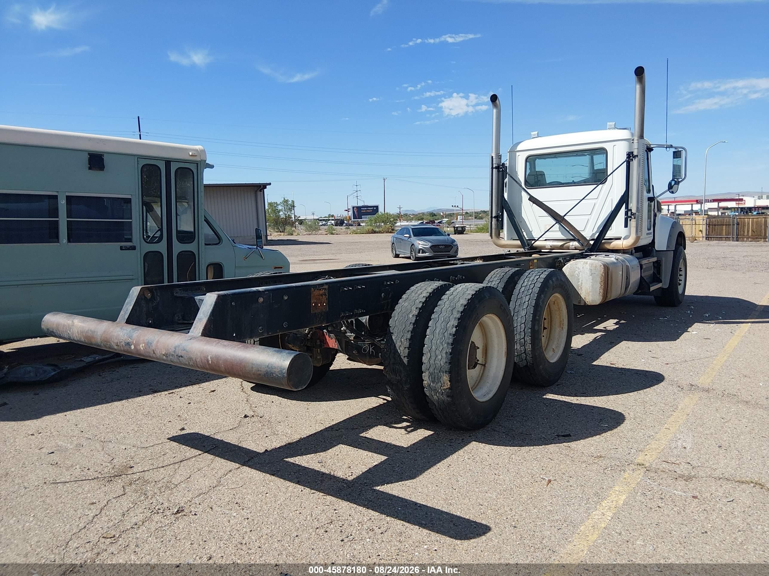 2013 Mack 700 Gu700 VIN 1M2AX07C4DM015563 IAAI salvage auction — Front End, Clear (New Mexico), sold $8,300 on 2026-09-21 (photo 4)