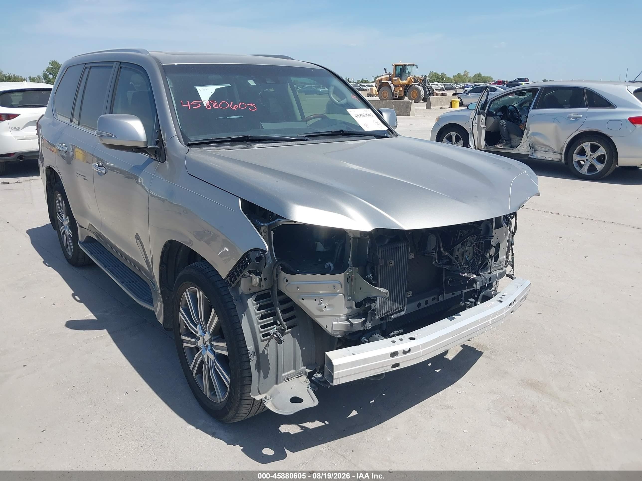 2016 Lexus LX 570 VIN JTJHY7AX7G4201622 IAAI salvage auction — Front End, Salvage (Texas), sold $31,375 on 2026-09-09 (photo 1)