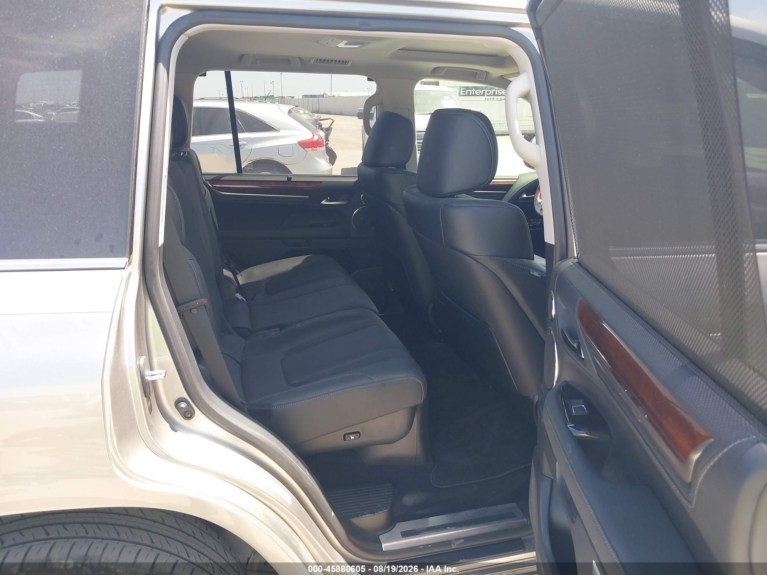 2016 Lexus LX 570 VIN JTJHY7AX7G4201622 IAAI salvage auction — Front End, Salvage (Texas), sold $31,375 on 2026-09-09 (photo 8)