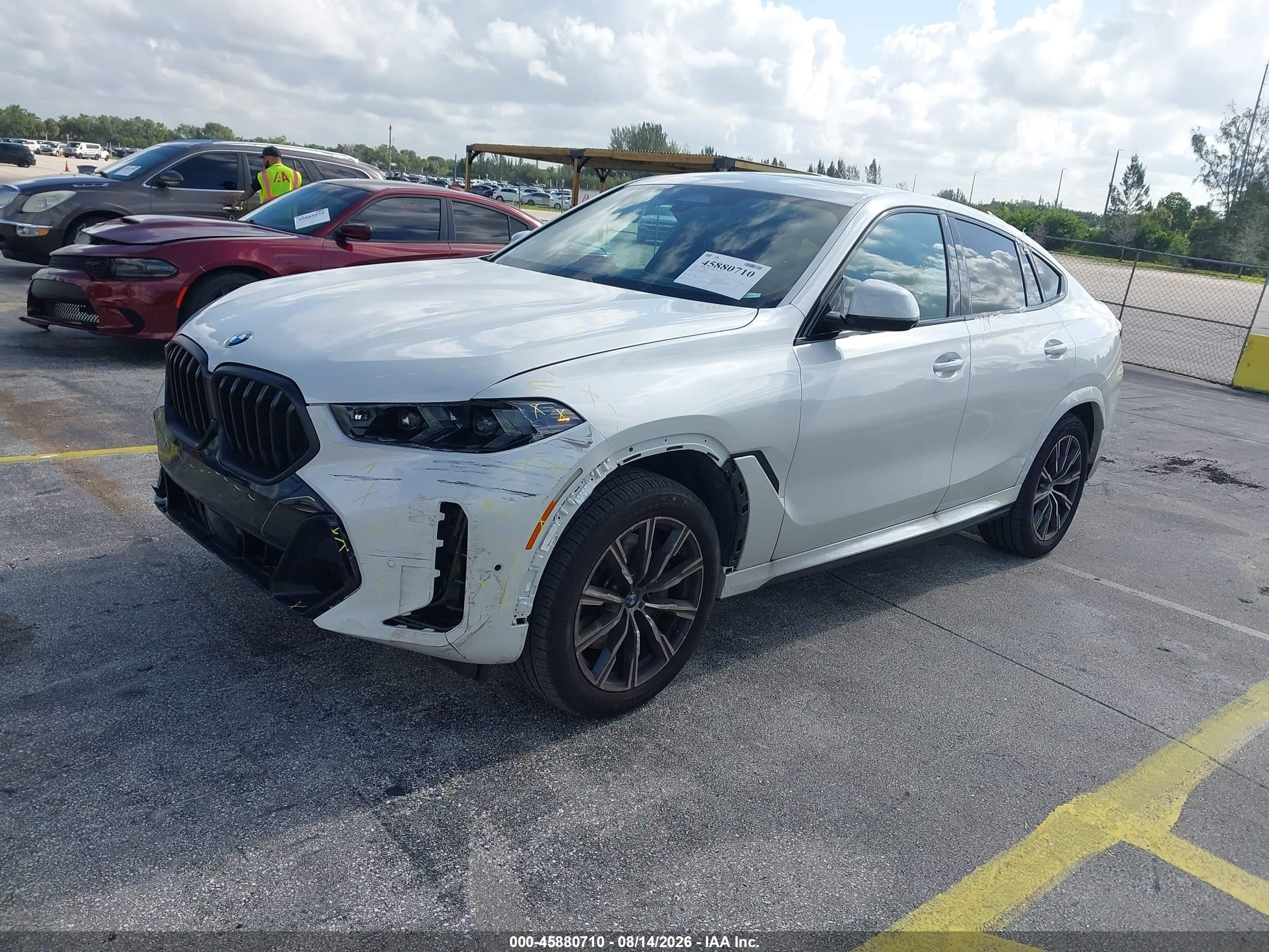 2026 BMW X6 VIN 5UX33EX08T9390531 IAAI salvage auction — Side, Clear (Tennessee), sold $47,000 on 2026-08-23 (photo 2)
