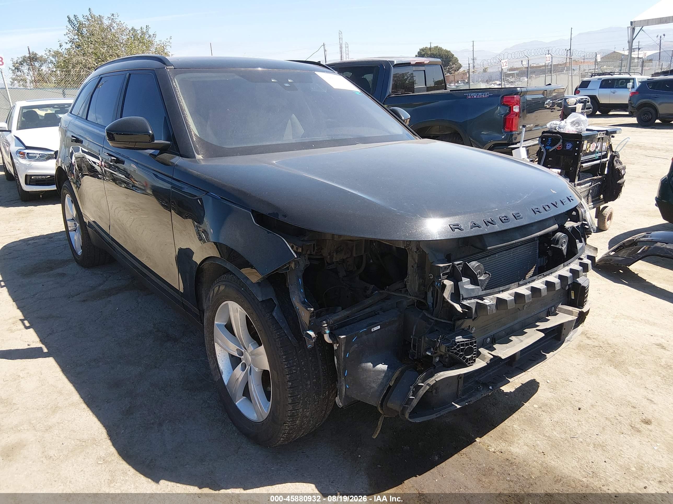 2018 Land Rover Range Rover Velar VIN SALYB2RX1JA777672 — IAAI salvage auction photo