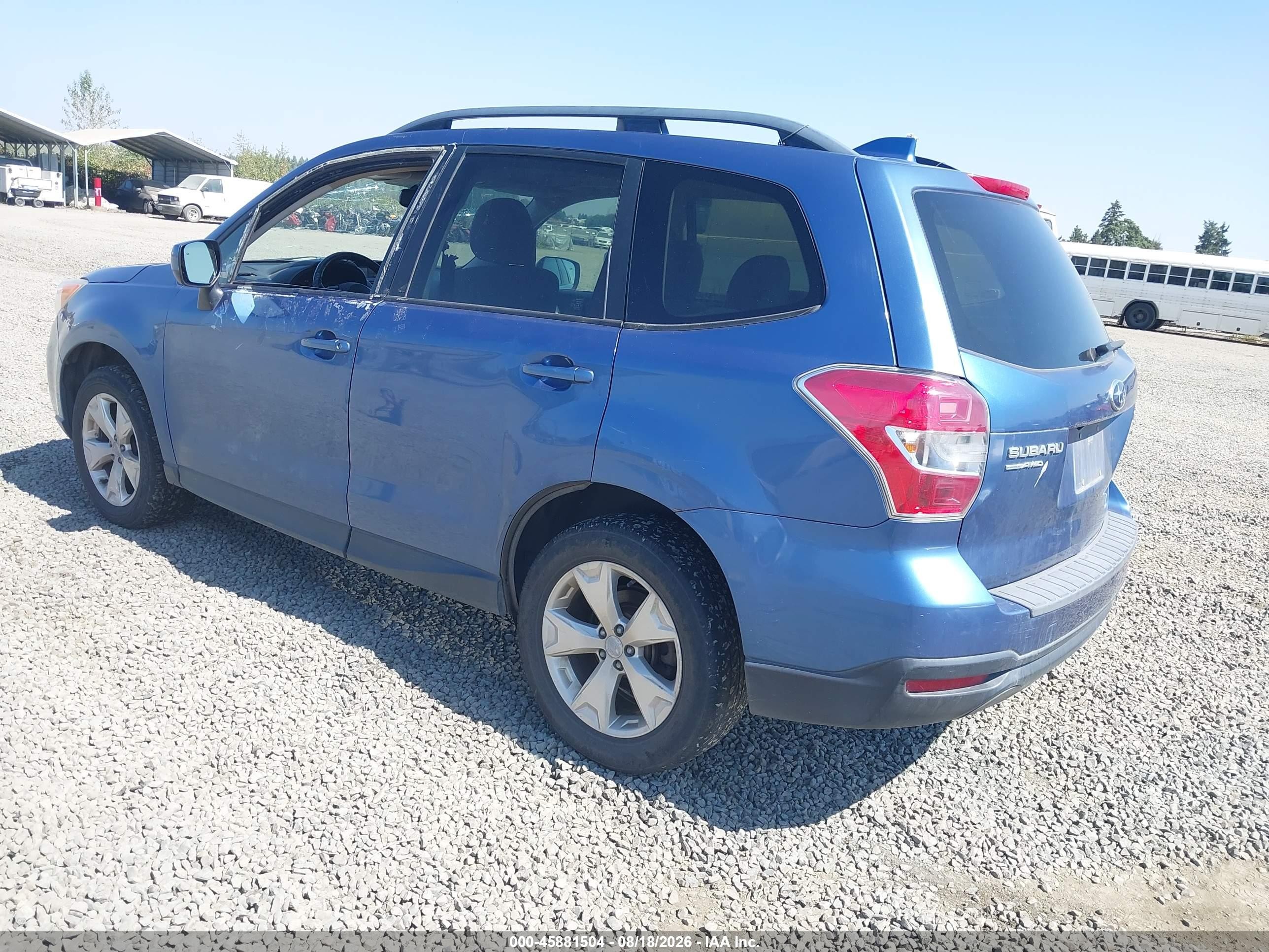 2016 Subaru Forester VIN JF2SJADC2GH521587 IAAI salvage auction — Normal Wear, Peddle Clear Public-Restricted (Oregon), sold $2,500 on 2026-09-10 (photo 3)