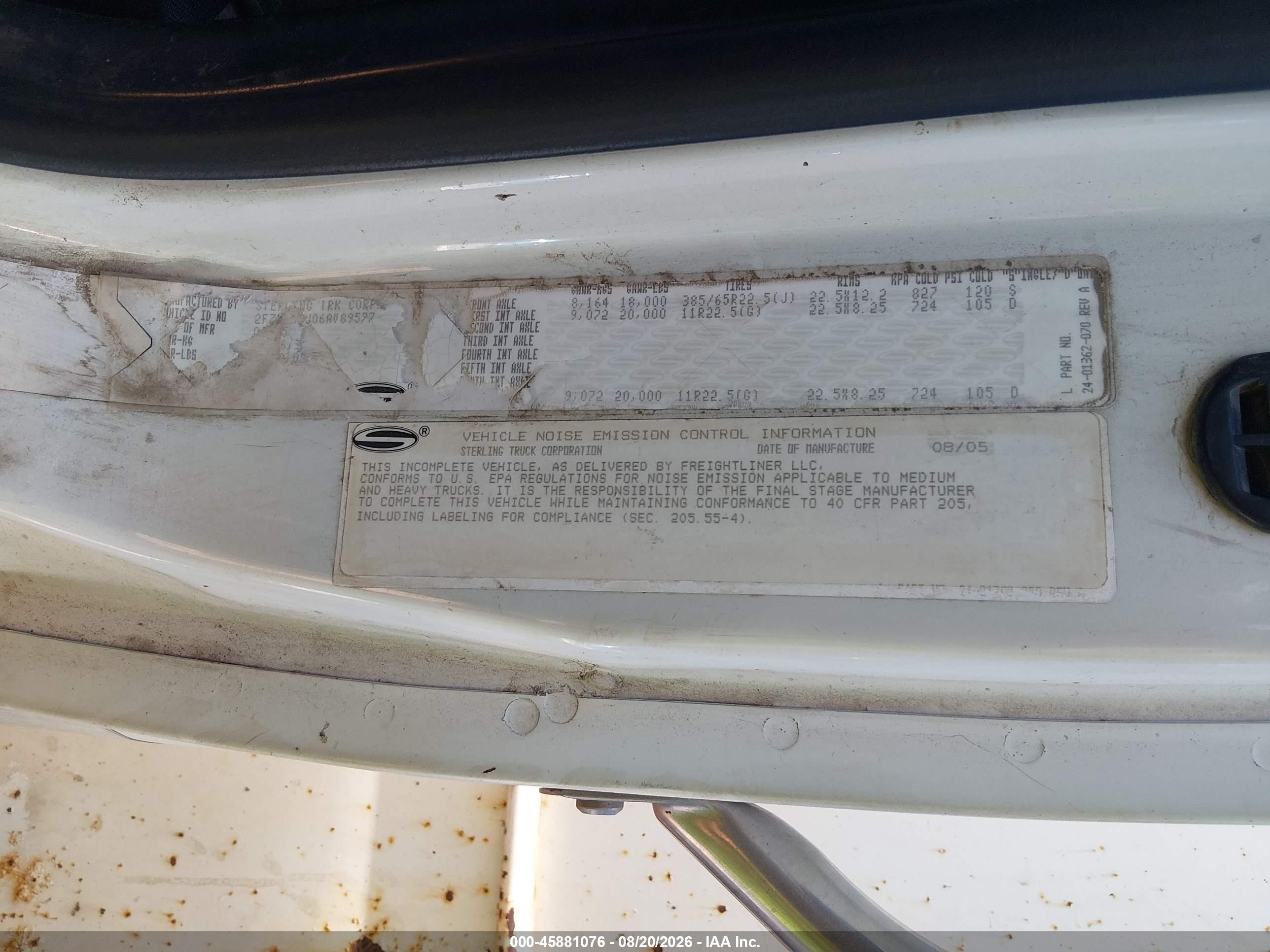 2006 Sterling Truck Acterra VIN 2FZHCHDJ06AV89577 IAAI salvage auction — Rear End, Clear (Missouri), sold $43,000 on 2026-09-18 (photo 8)