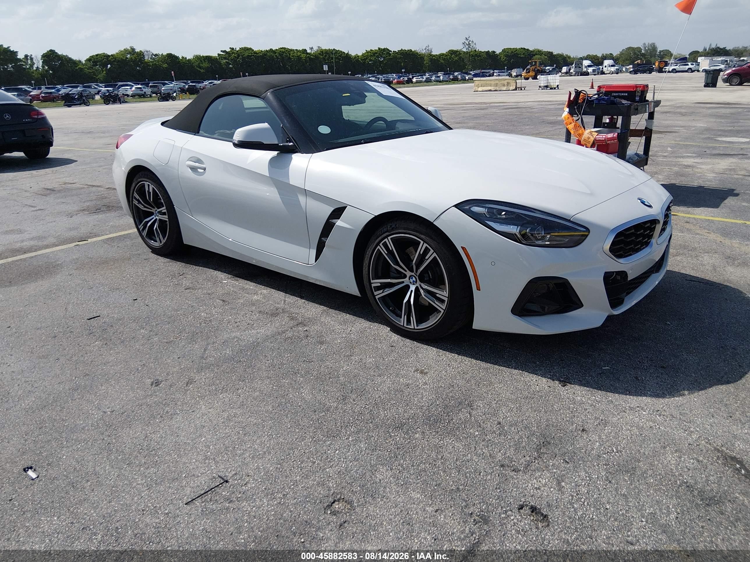2026 BMW Z4 VIN WBAHF3C07TWY56778 — IAAI salvage auction photo
