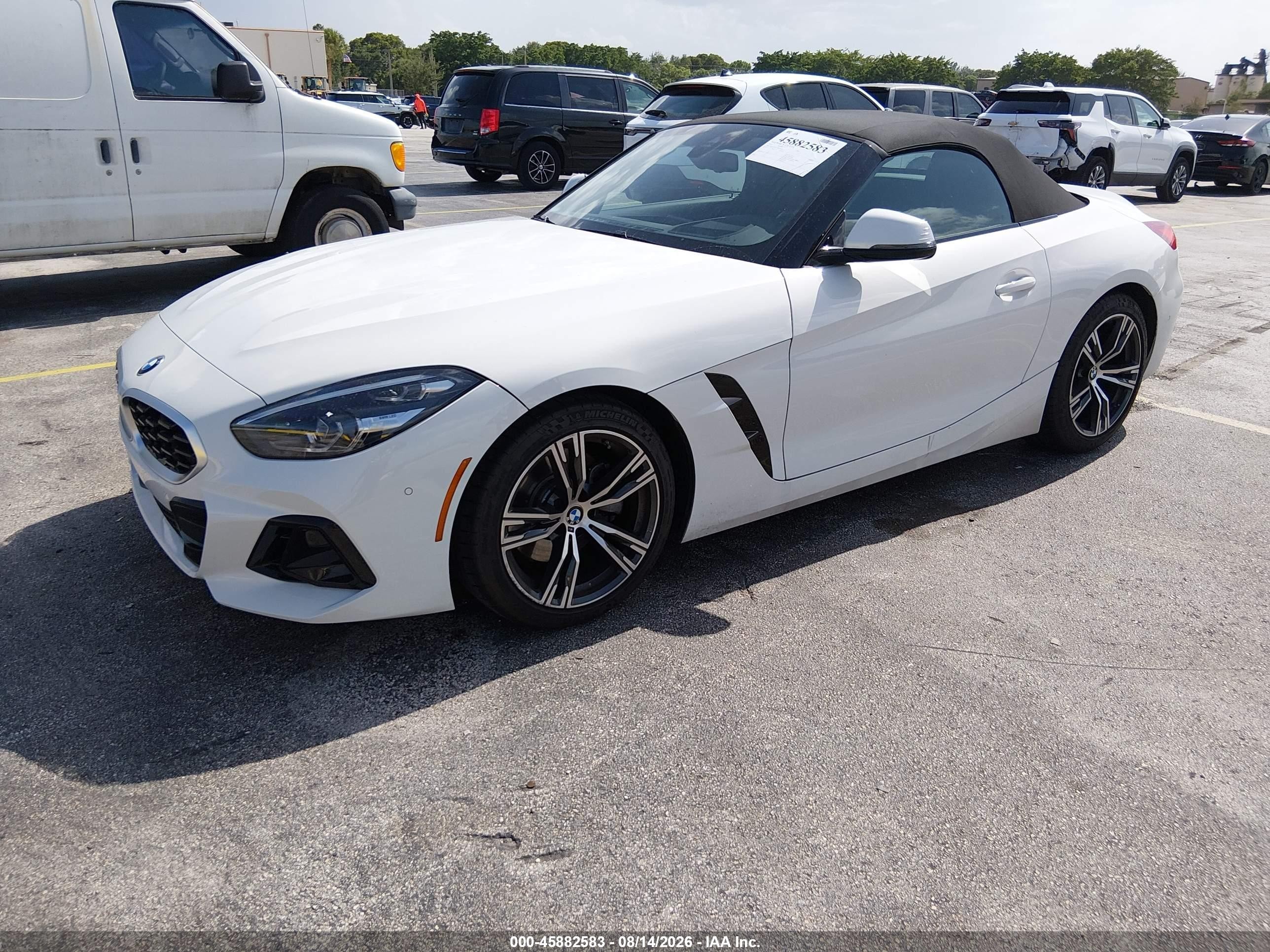2026 BMW Z4 VIN WBAHF3C07TWY56778 IAAI salvage auction — Mechanical, Clear (Florida), sold $28,500 on 2026-08-23 (photo 2)