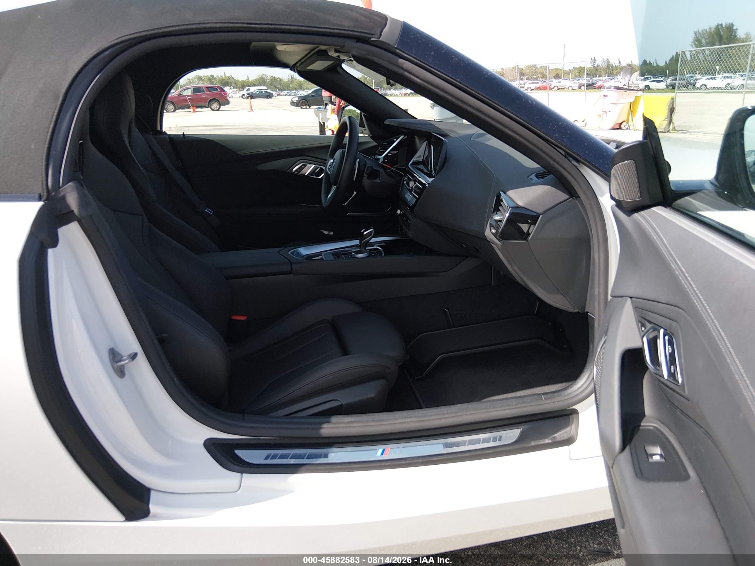2026 BMW Z4 VIN WBAHF3C07TWY56778 IAAI salvage auction — Mechanical, Clear (Florida), sold $28,500 on 2026-08-23 (photo 5)