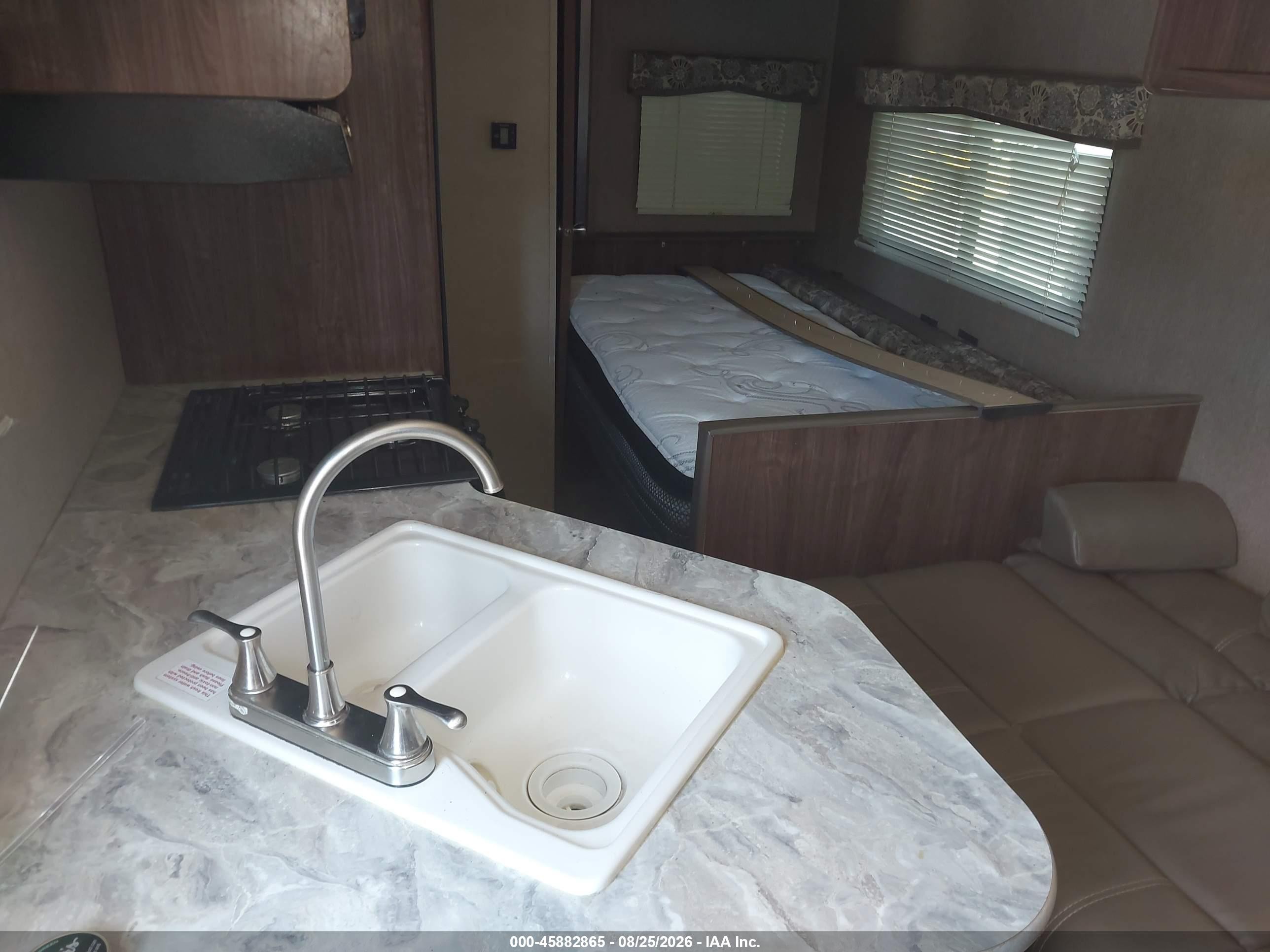 2017 Keystone Rv Coleman VIN 4YDT31428HH933614 IAAI salvage auction — Rear End, Salvage (Ohio), sold $2,250 on 2026-09-09 (photo 5)