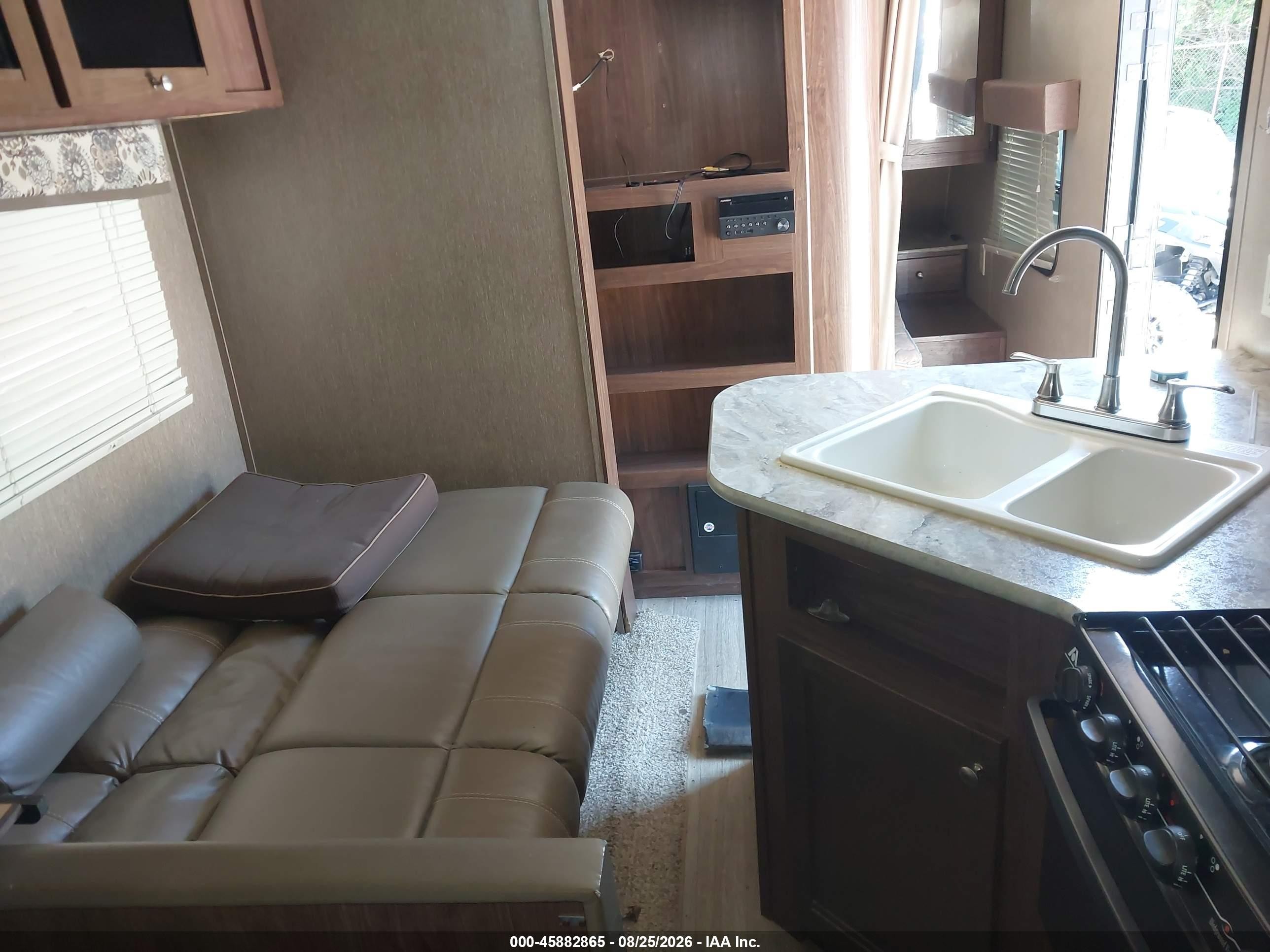 2017 Keystone Rv Coleman VIN 4YDT31428HH933614 IAAI salvage auction — Rear End, Salvage (Ohio), sold $2,250 on 2026-09-09 (photo 8)