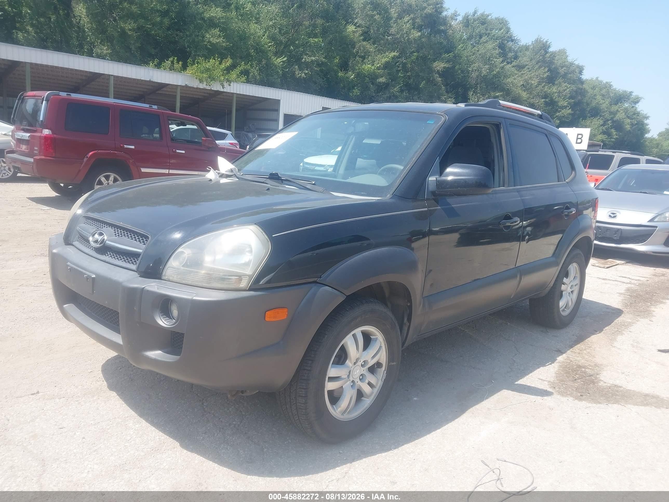 2007 Hyundai Tucson VIN KM8JN72D97U503734 IAAI salvage auction — Normal Wear, Clear (Kansas), sold $675 on 2026-08-26 (photo 2)