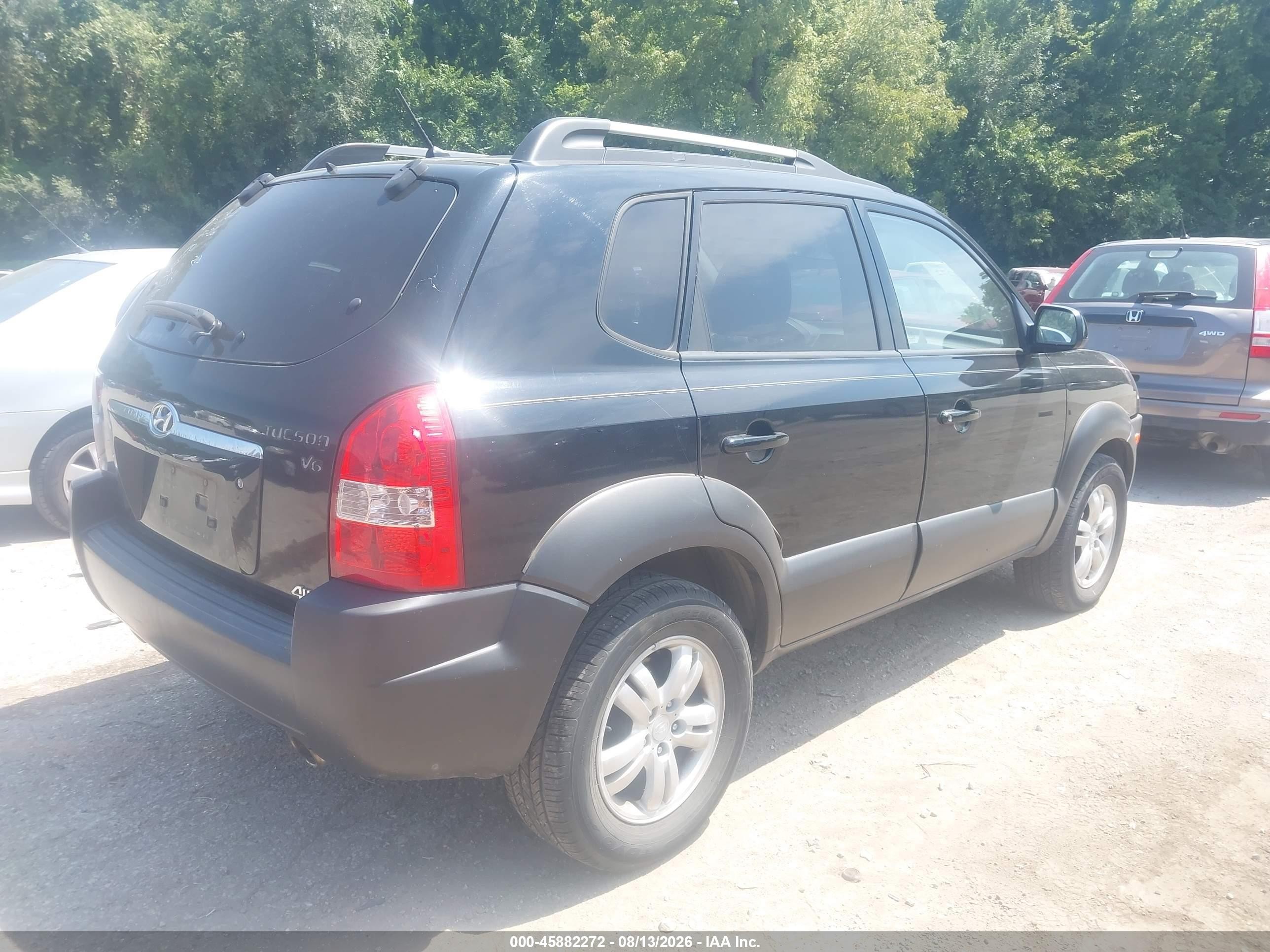 2007 Hyundai Tucson VIN KM8JN72D97U503734 IAAI salvage auction — Normal Wear, Clear (Kansas), sold $675 on 2026-08-26 (photo 4)