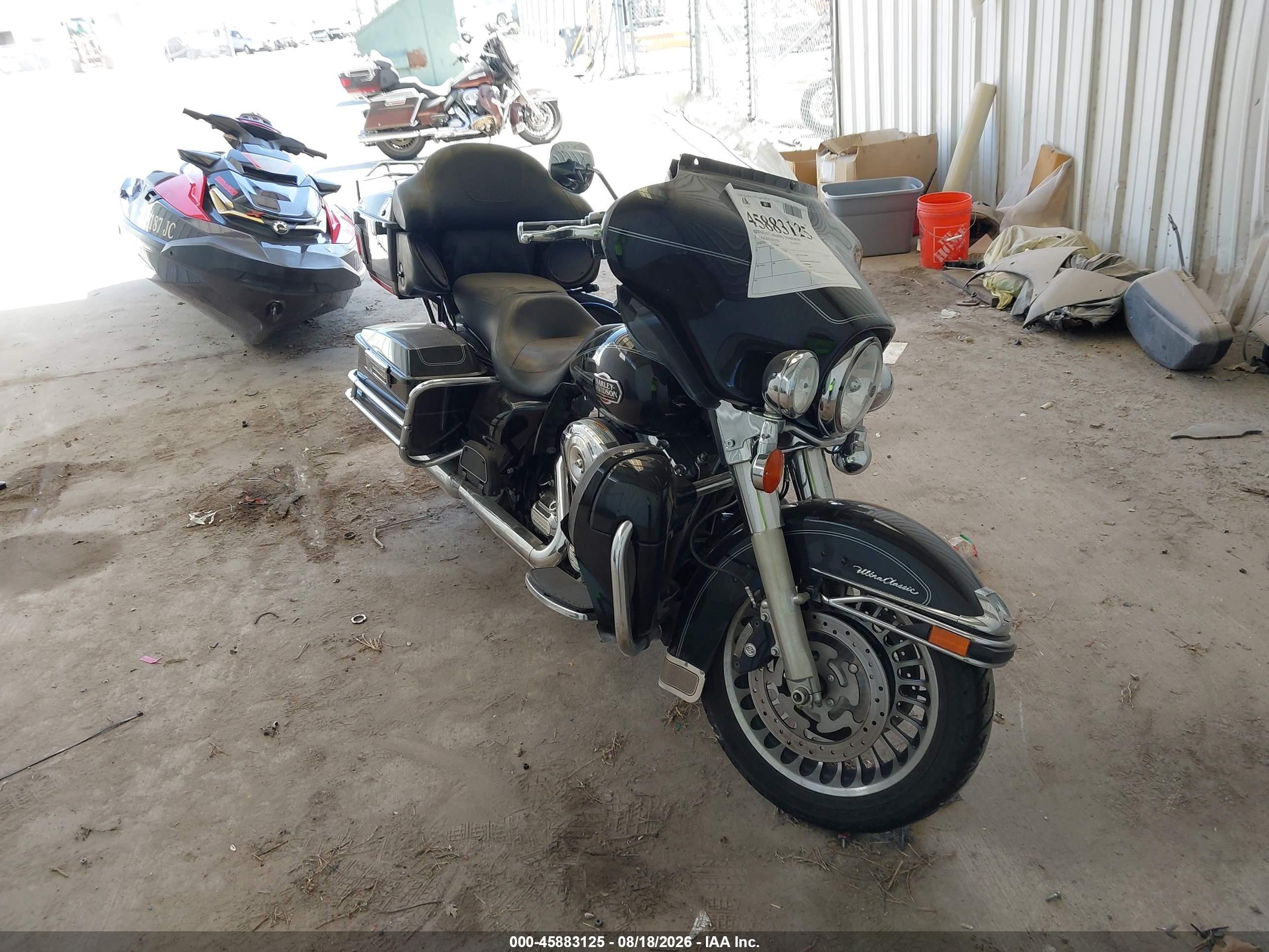 2013 Harley-davidson Electra glide VIN 1HD1FCM12DB645488 IAAI salvage auction — Front End, Salvage (Texas), sold $2,150 on 2026-09-18 (photo 1)