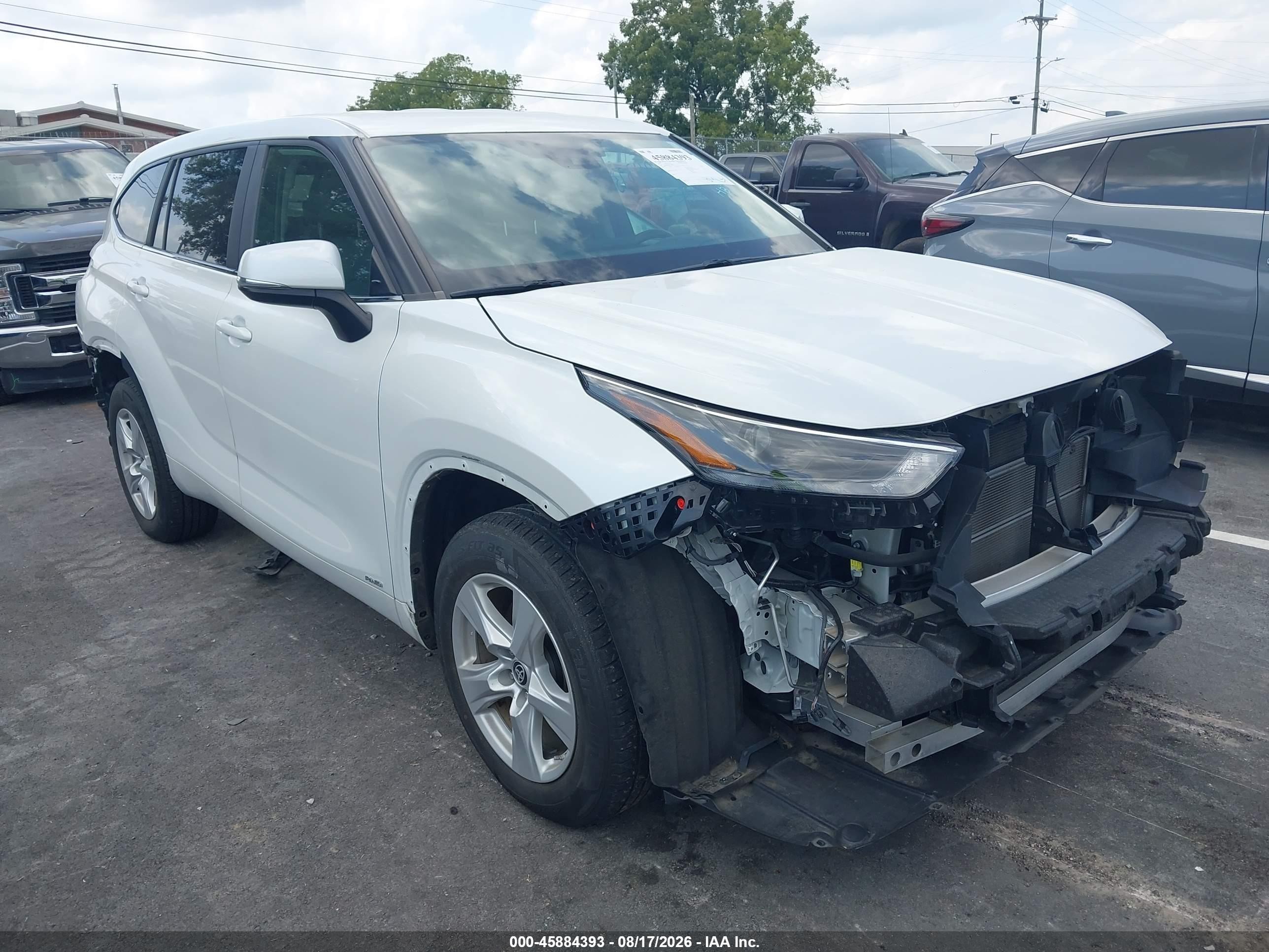 2023 Toyota Highlander Hybrid VIN 5TDBBRCH3PS108225 — IAAI salvage auction photo