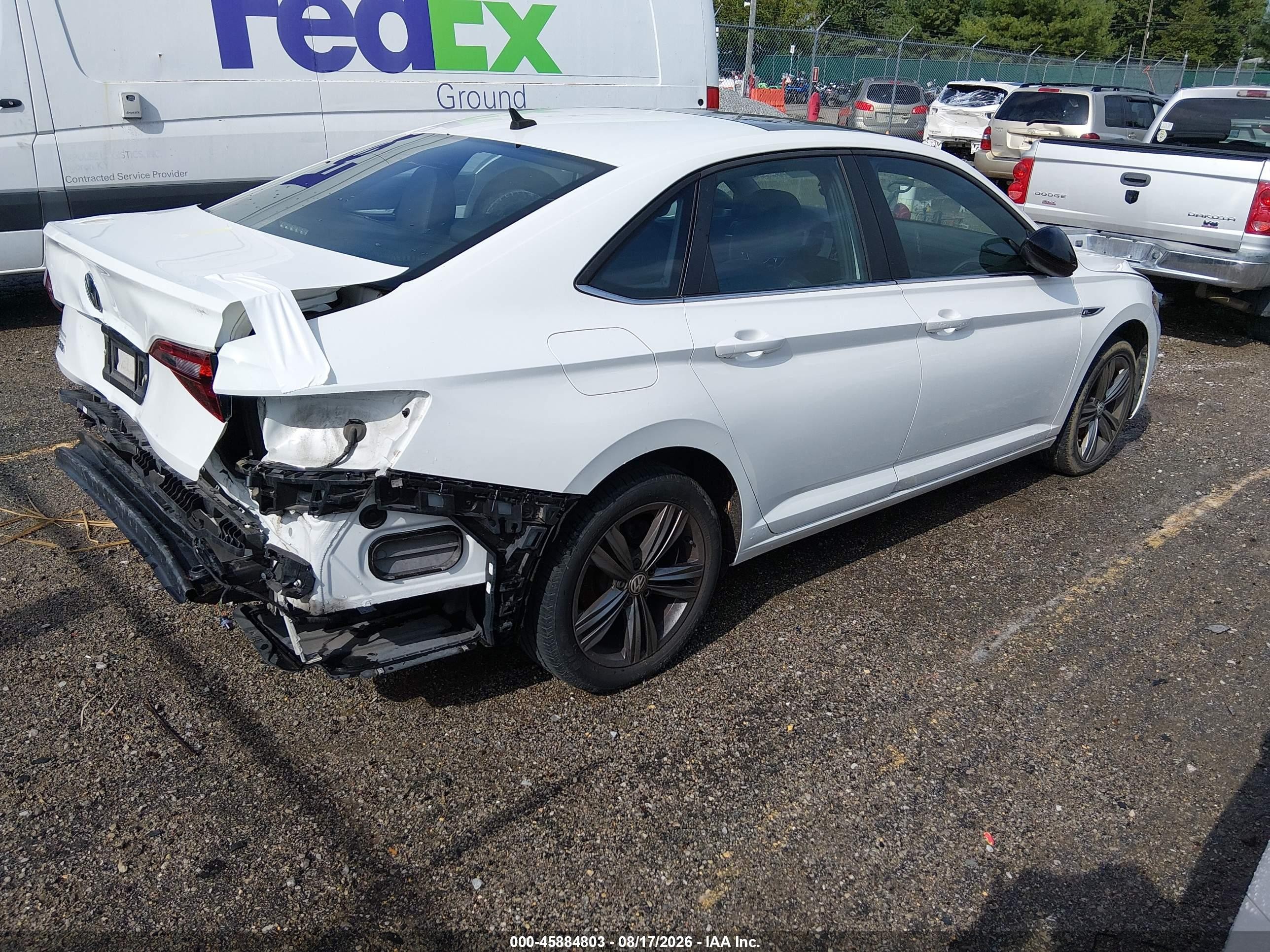 2019 Volkswagen Jetta VIN 3VWC57BU7KM059938 IAAI salvage auction — Rear End, Salvage (Kentucky), sold $3,100 on 2026-10-01 (photo 4)