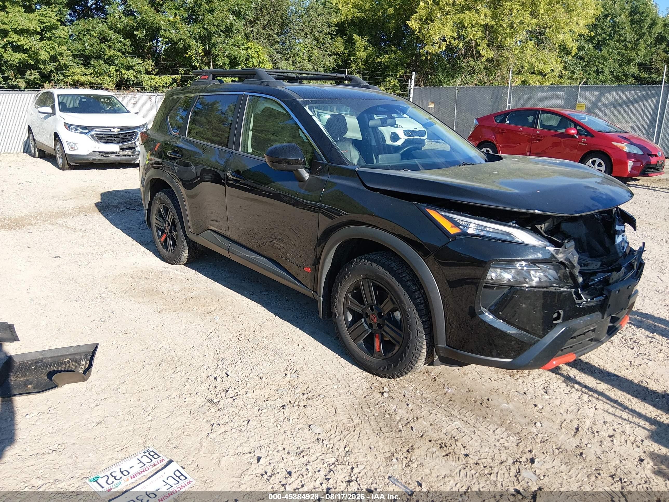 2025 Nissan Rogue VIN 5N1BT3BB2SC767877 — IAAI salvage auction photo