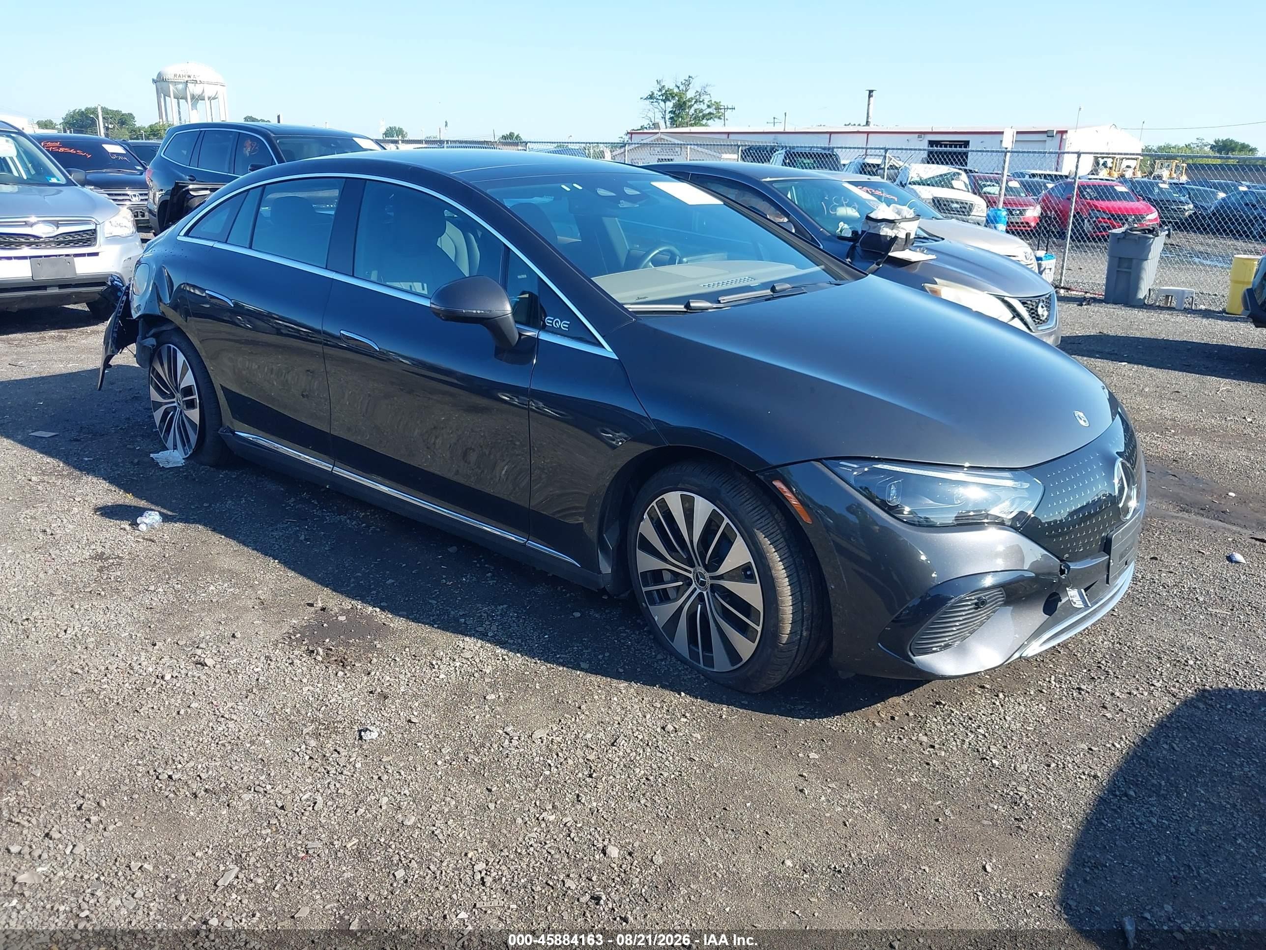 2026 Mercedes-Benz EQE VIN W1KEG1CB0TF072831 — IAAI salvage auction photo