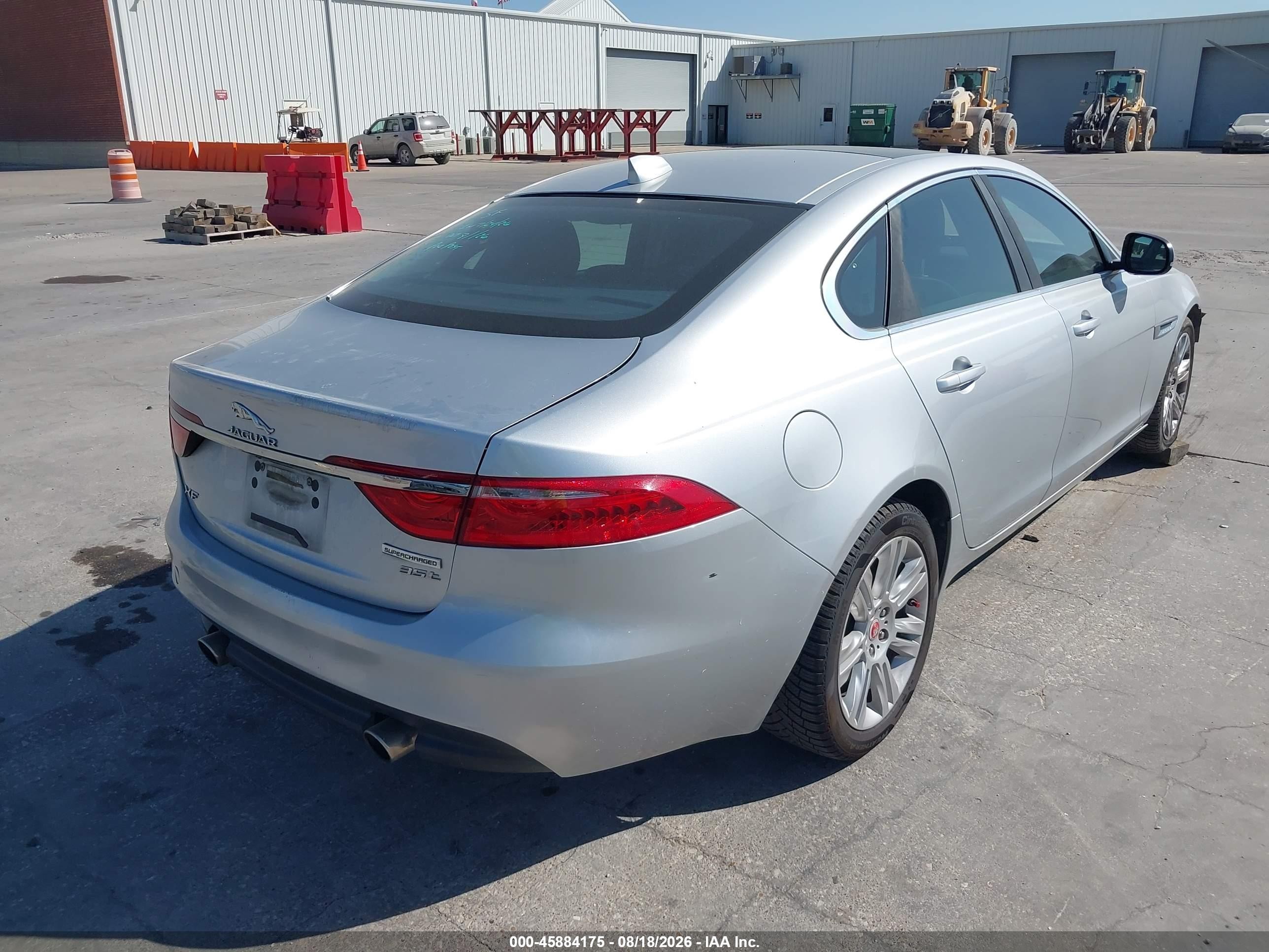 2017 Jaguar Xf VIN SAJBD4BV2HCY34778 IAAI salvage auction — Front End, Original (Texas), sold $3,400 on 2026-09-16 (photo 4)