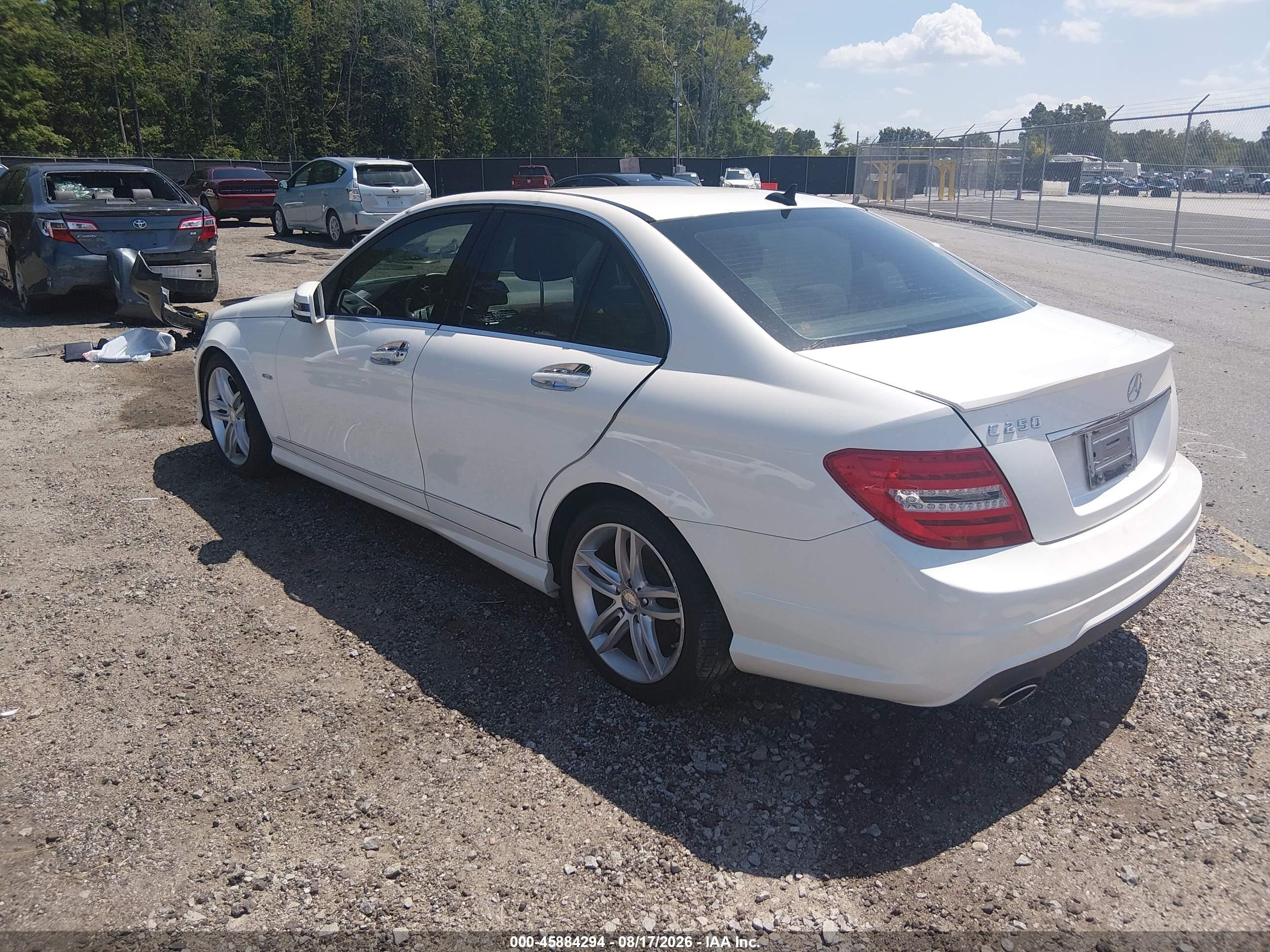 2012 Mercedes-benz C-klasse VIN WDDGF4HB2CR231787 IAAI salvage auction — Theft, Salvage (South Carolina), sold $1,550 on 2026-09-09 (photo 3)