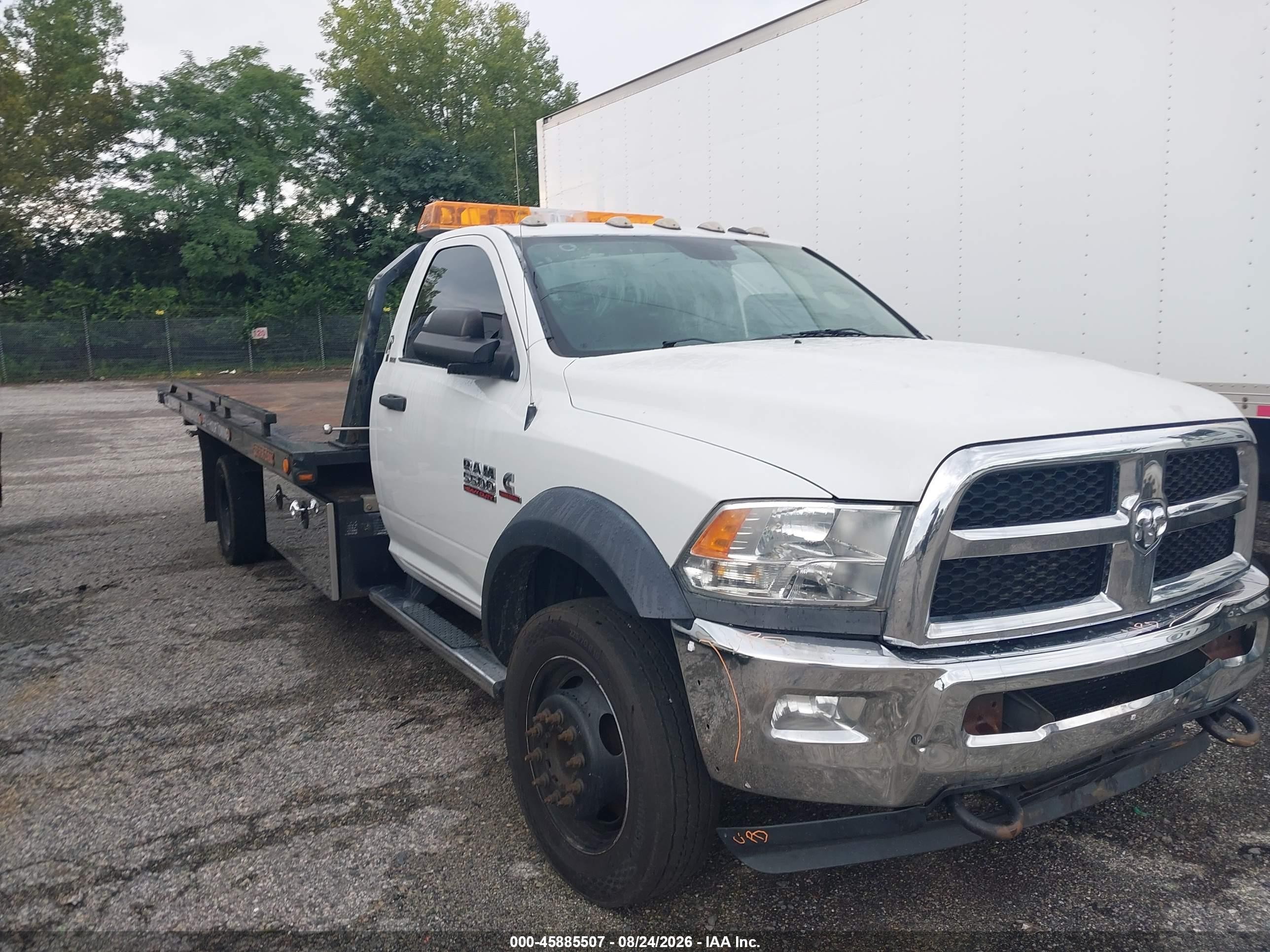 2017 Ram 5500 VIN 3C7WRNDL4HG727606 — IAAI salvage auction photo