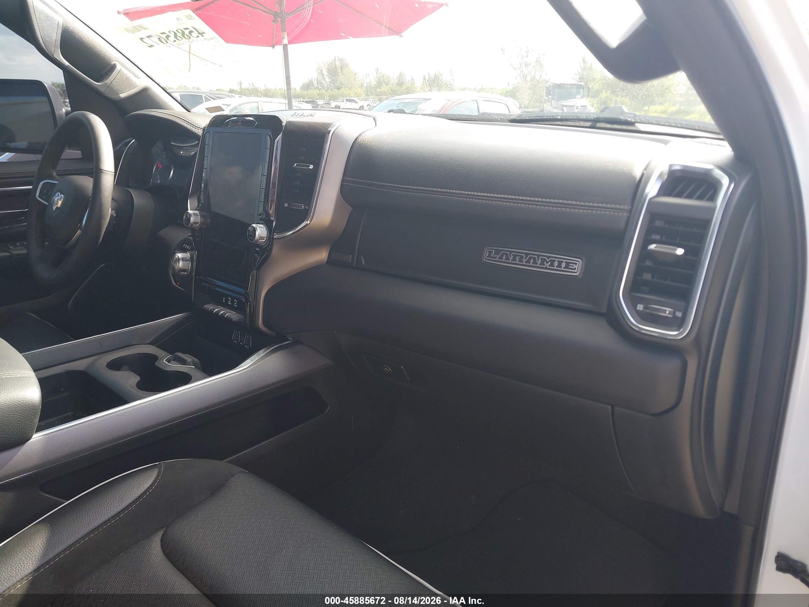 2026 Ram 1500 VIN 3C6SRFJP6T4159725 IAAI salvage auction — Side, Enterprise Vehicles Clear Only (Florida), sold $29,400 on 2026-09-17 (photo 5)