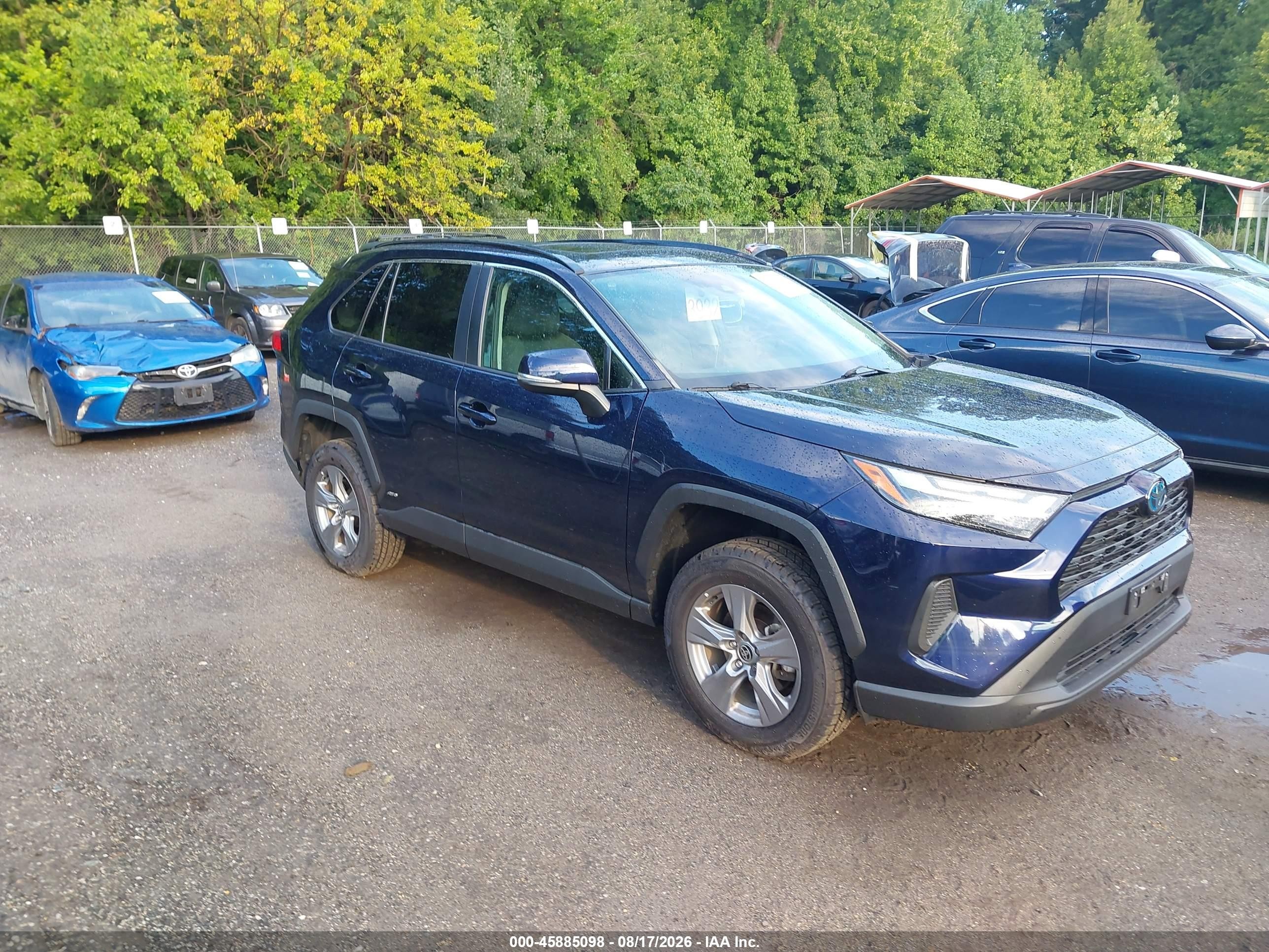 2022 Toyota RAV4 Hybrid VIN 4T3RWRFV7NU059286 — IAAI salvage auction photo