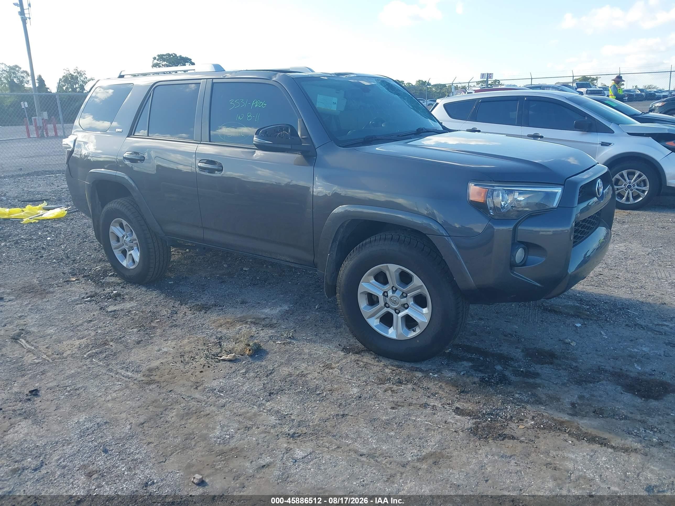 2018 Toyota 4Runner VIN JTEBU5JR0J5547647 — IAAI salvage auction photo
