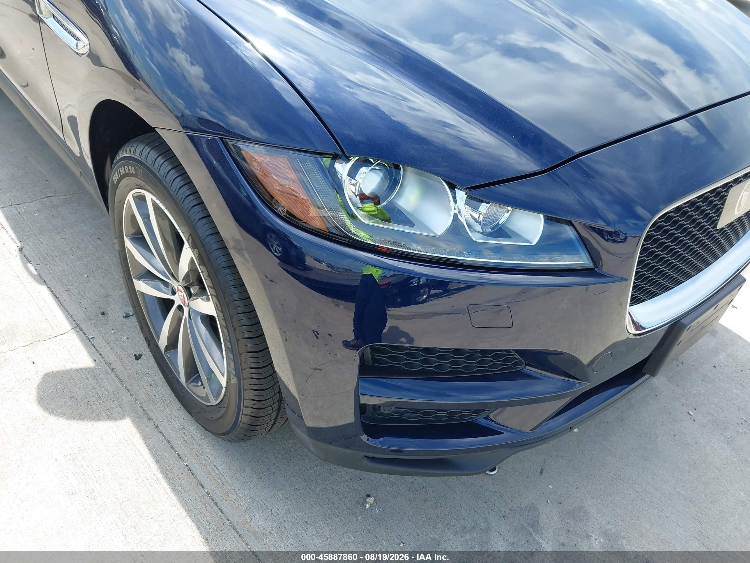 2020 Jaguar F-Pace VIN SADCK2FX1LA647534 IAAI salvage auction — Unknown, Salvage (Texas), sold $7,400 on 2026-09-25 (photo 6)