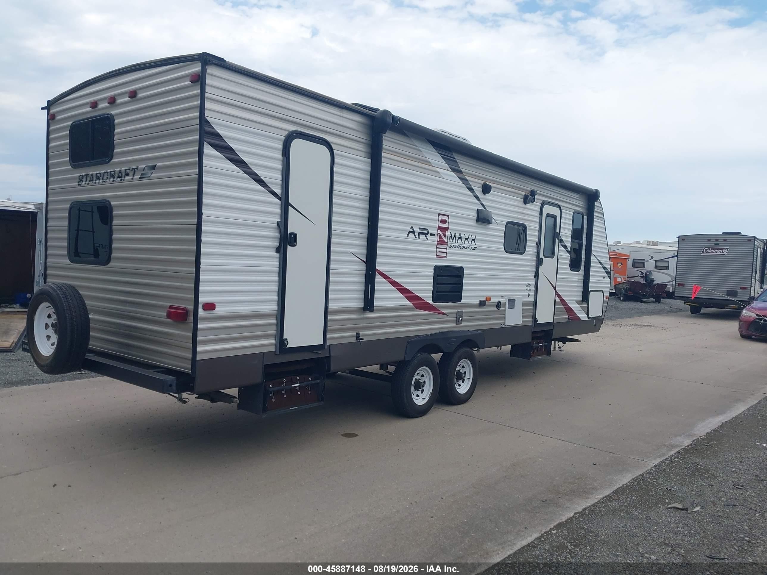 2015 Starcraft Ar-One VIN 1SABS0BP3F28D5218 IAAI salvage auction — Water/Flood, Salvage (Missouri), sold $3,450 on 2026-09-29 (photo 4)