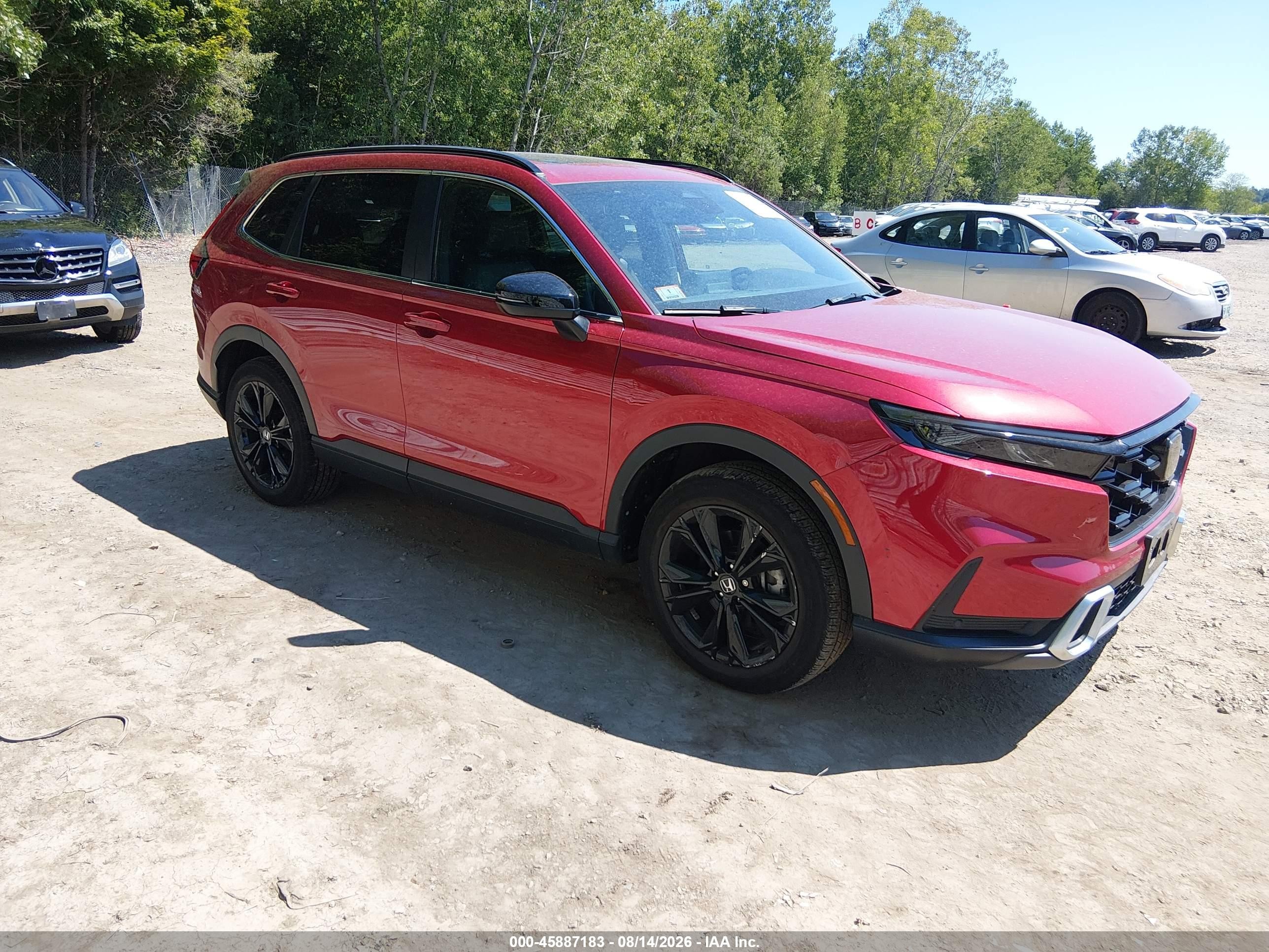 2024 Honda CR-V VIN 2HKRS6H99RH802201 — IAAI salvage auction photo
