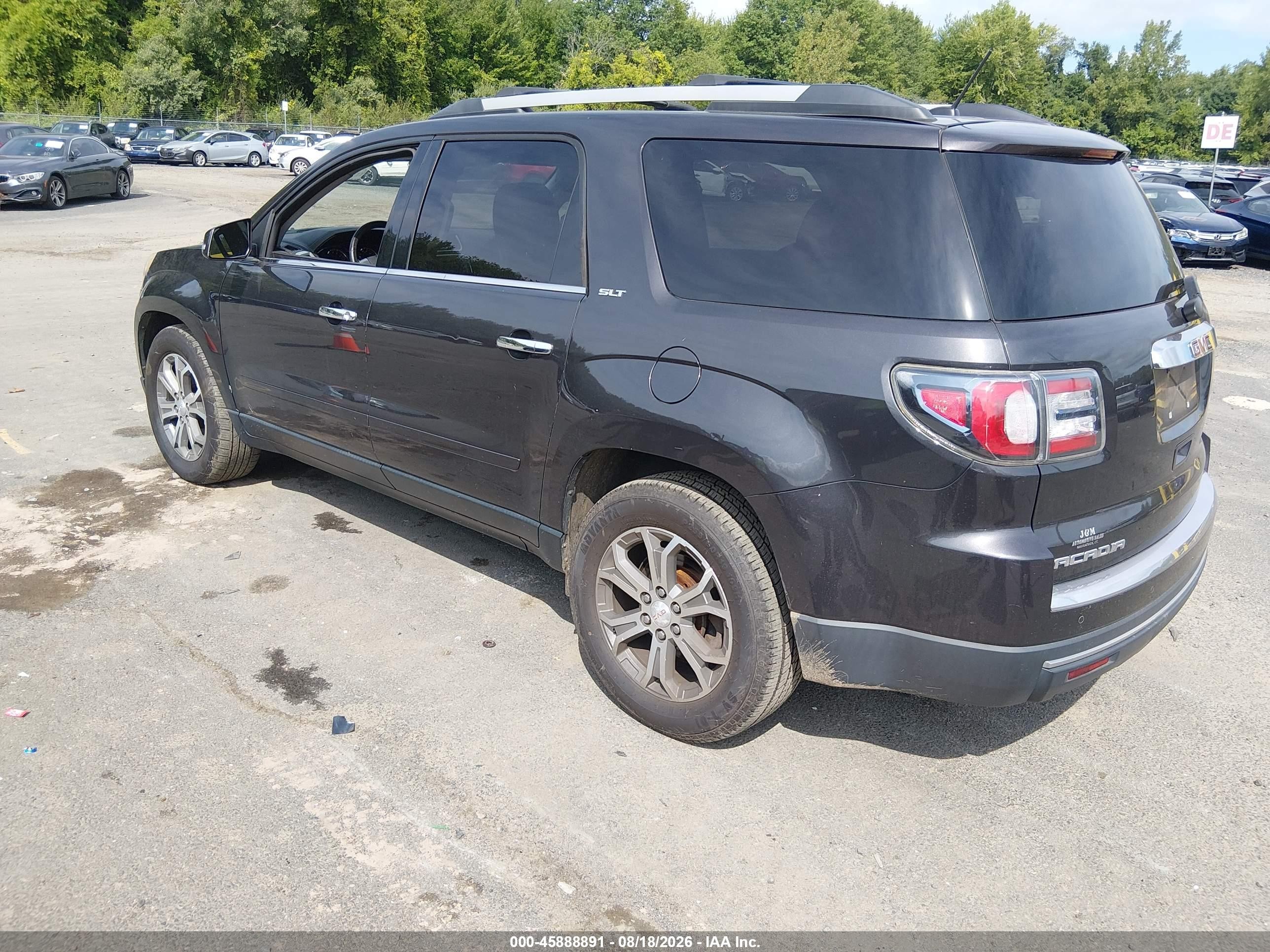 2015 Gmc Acadia VIN 1GKKVRKD0FJ122752 IAAI salvage auction — Side, Salvage (Connecticut), sold $725 on 2026-10-08 (photo 3)