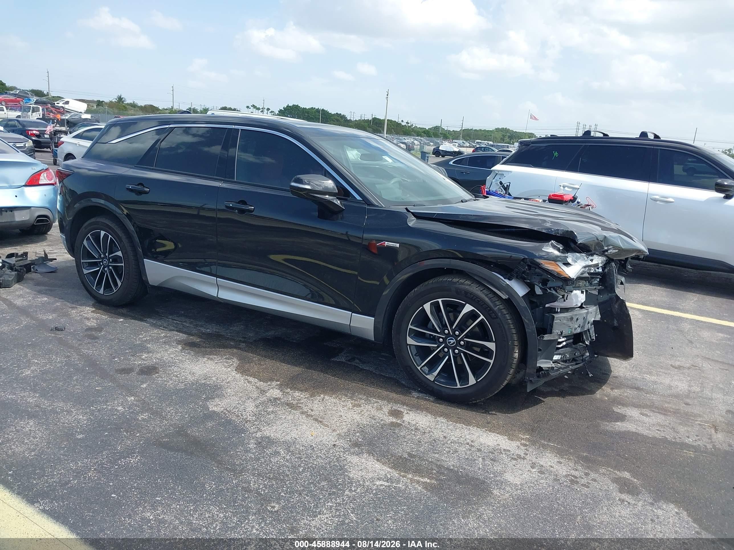 2024 Acura Zdx VIN 4W5KHMRK8RZ517510 IAAI salvage auction — Front End, Rebuildable (Florida), sold $12,100 on 2026-09-26 (photo 1)