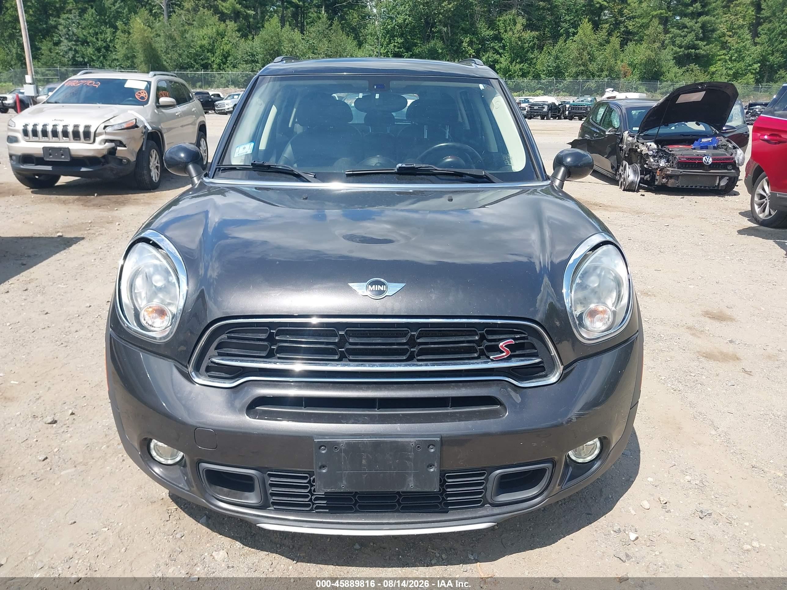 2015 Mini Countryman VIN WMWZC5C52FWP43426 IAAI salvage auction — Normal Wear, Clear (Massachusetts), sold $450 on 2026-09-04 (photo 6)