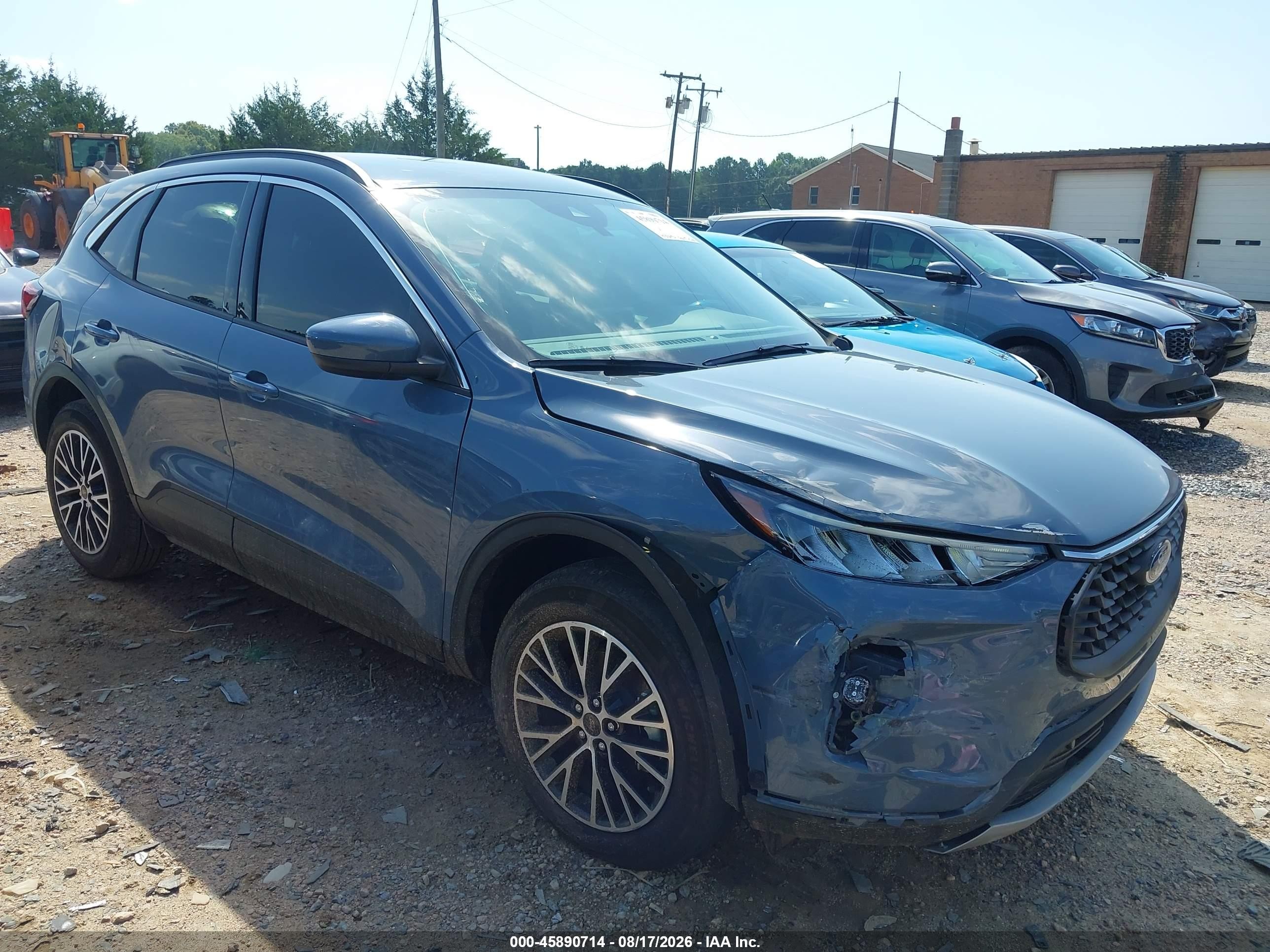 2024 Ford Escape VIN 1FMCU0E15RUB44227 IAAI salvage auction — Side, Salvage (North Carolina), sold $11,500 on 2026-10-06 (photo 1)