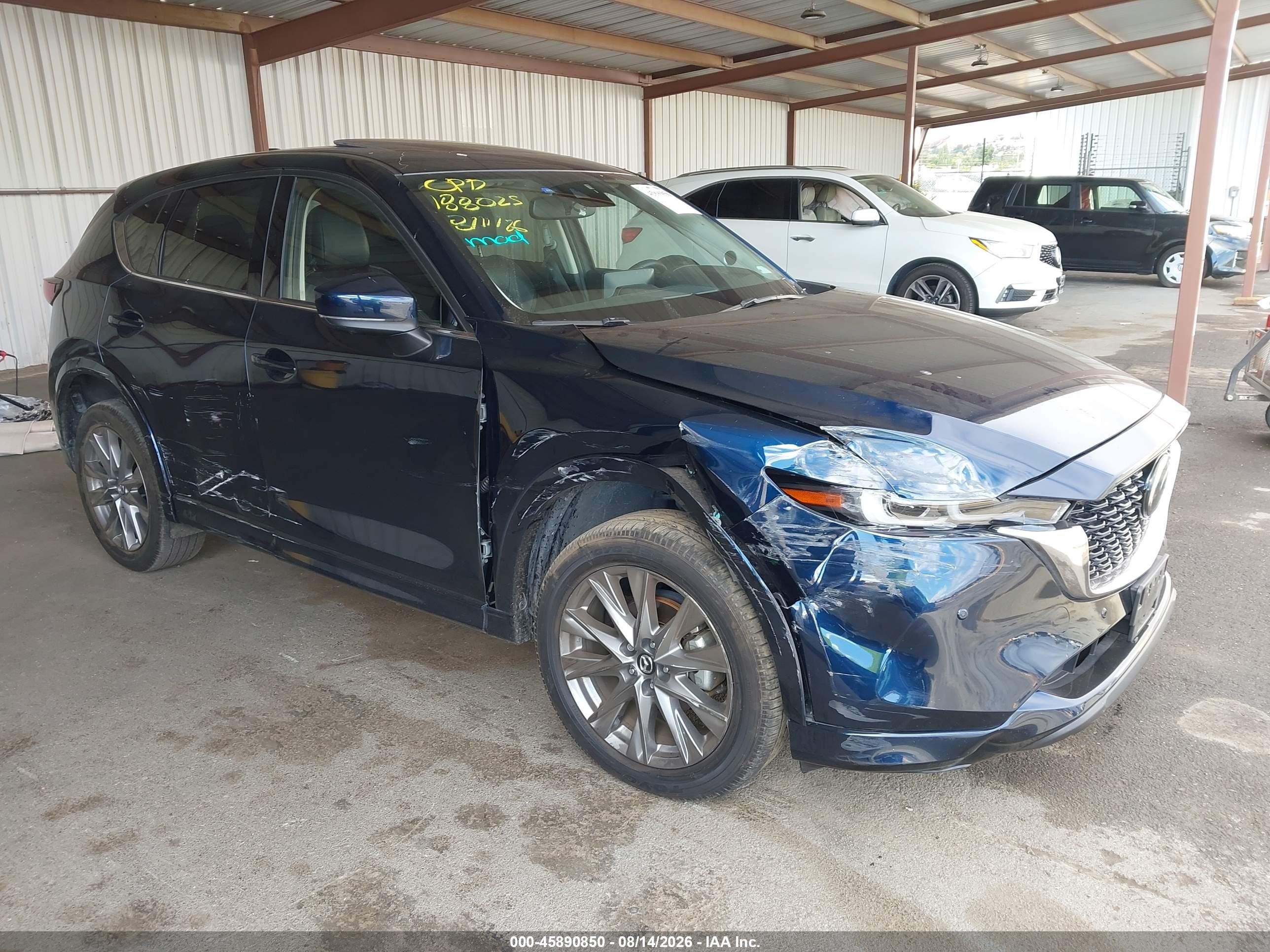 2025 Mazda CX-5 VIN JM3KFBEMXS0622453 — IAAI salvage auction photo