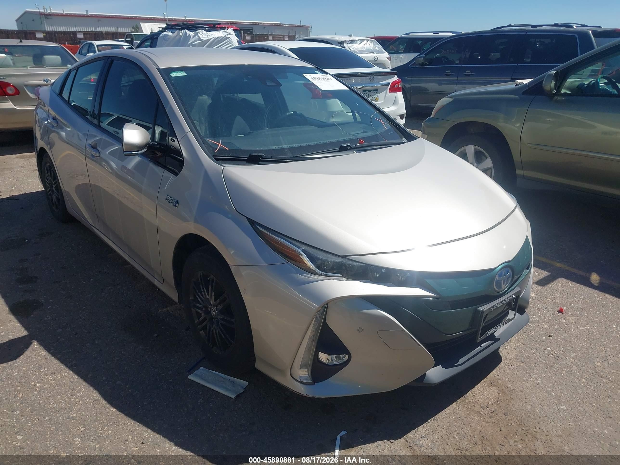 2017 Toyota Prius Prime VIN JTDKARFP0H3020418 — IAAI salvage auction photo