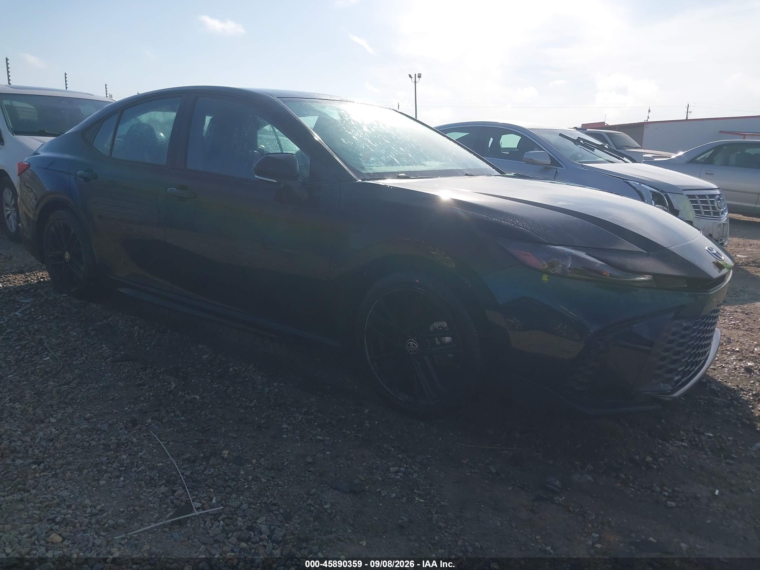 2025 Toyota Camry VIN 4T1DAACK5SU022018 — IAAI salvage auction photo