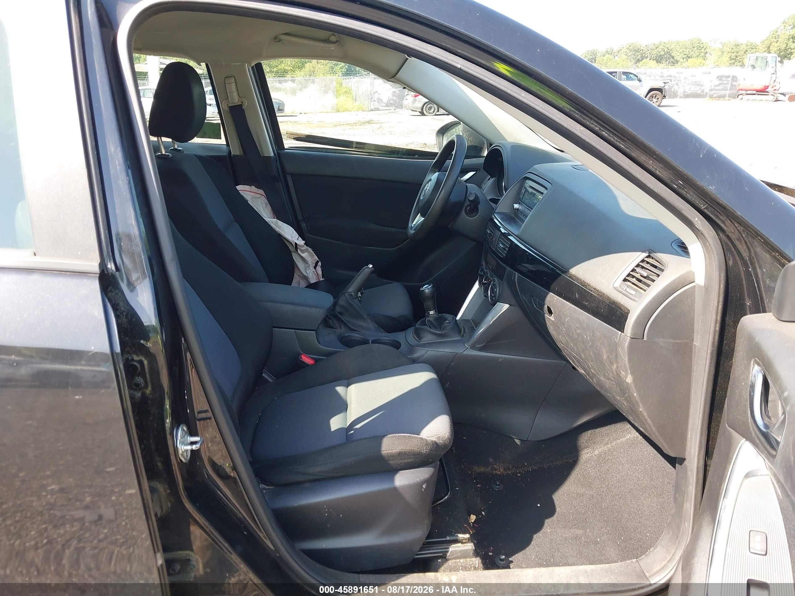 2013 Mazda CX-5 VIN JM3KE2BE9D0114090 IAAI salvage auction — Side, Salvage (South Carolina), sold $1,550 on 2026-09-24 (photo 5)