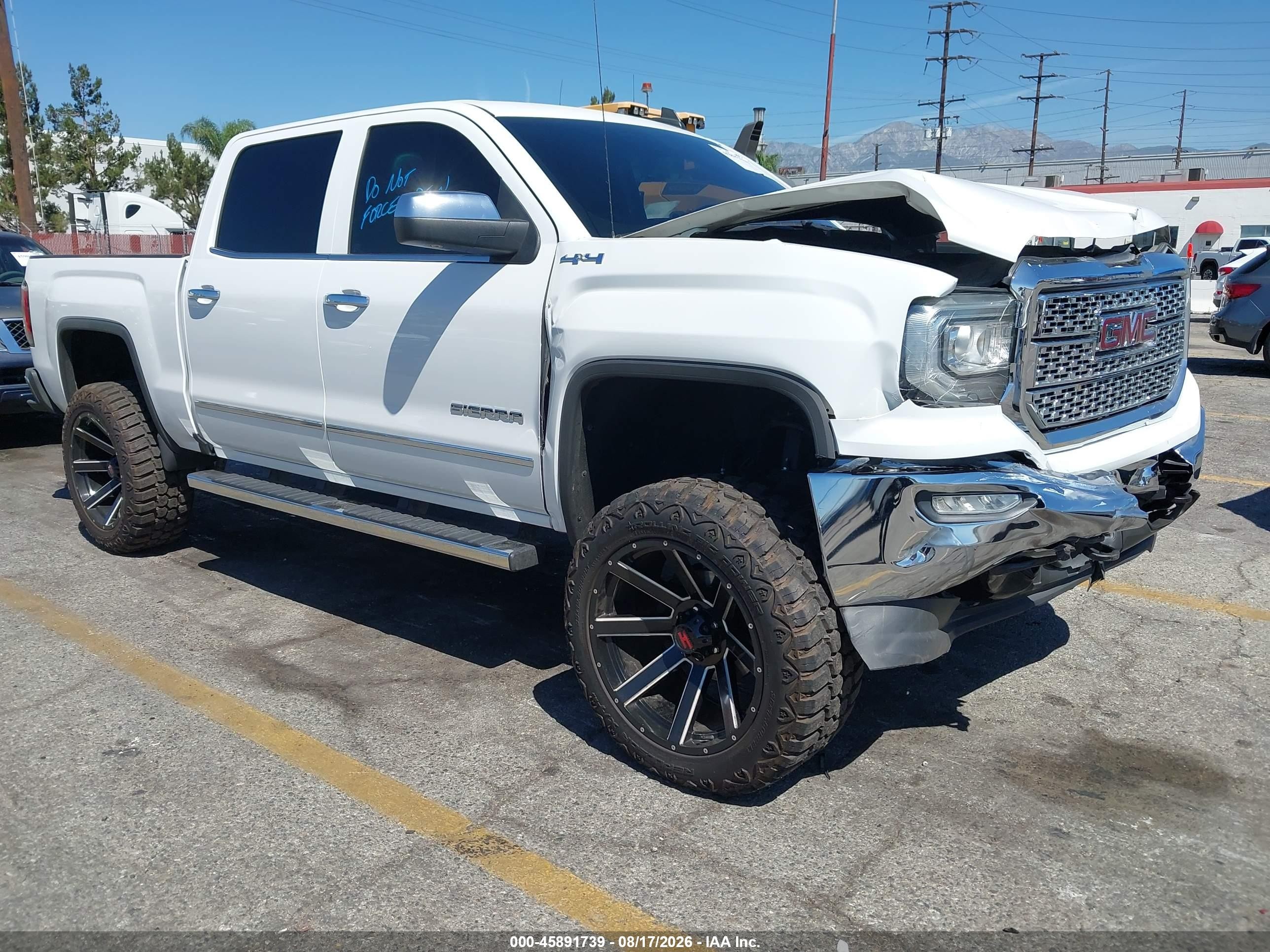 2018 GMC Sierra 1500 VIN 3GTU2NECXJG204832 — IAAI salvage auction photo