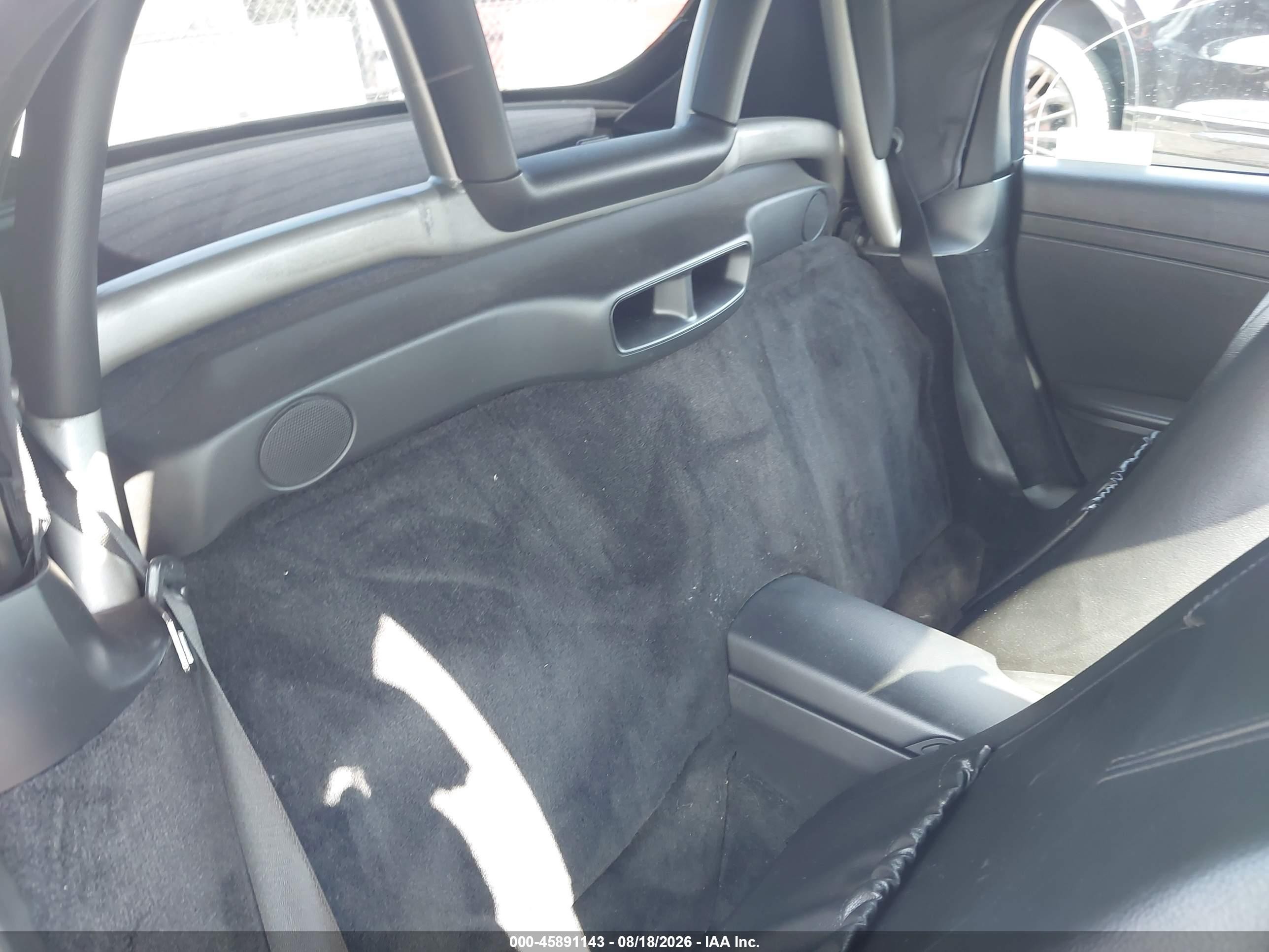 2005 Porsche Boxster VIN WP0CA29815U711351 IAAI salvage auction — Unknown, Salvage (California), sold $1,150 on 2026-09-13 (photo 8)