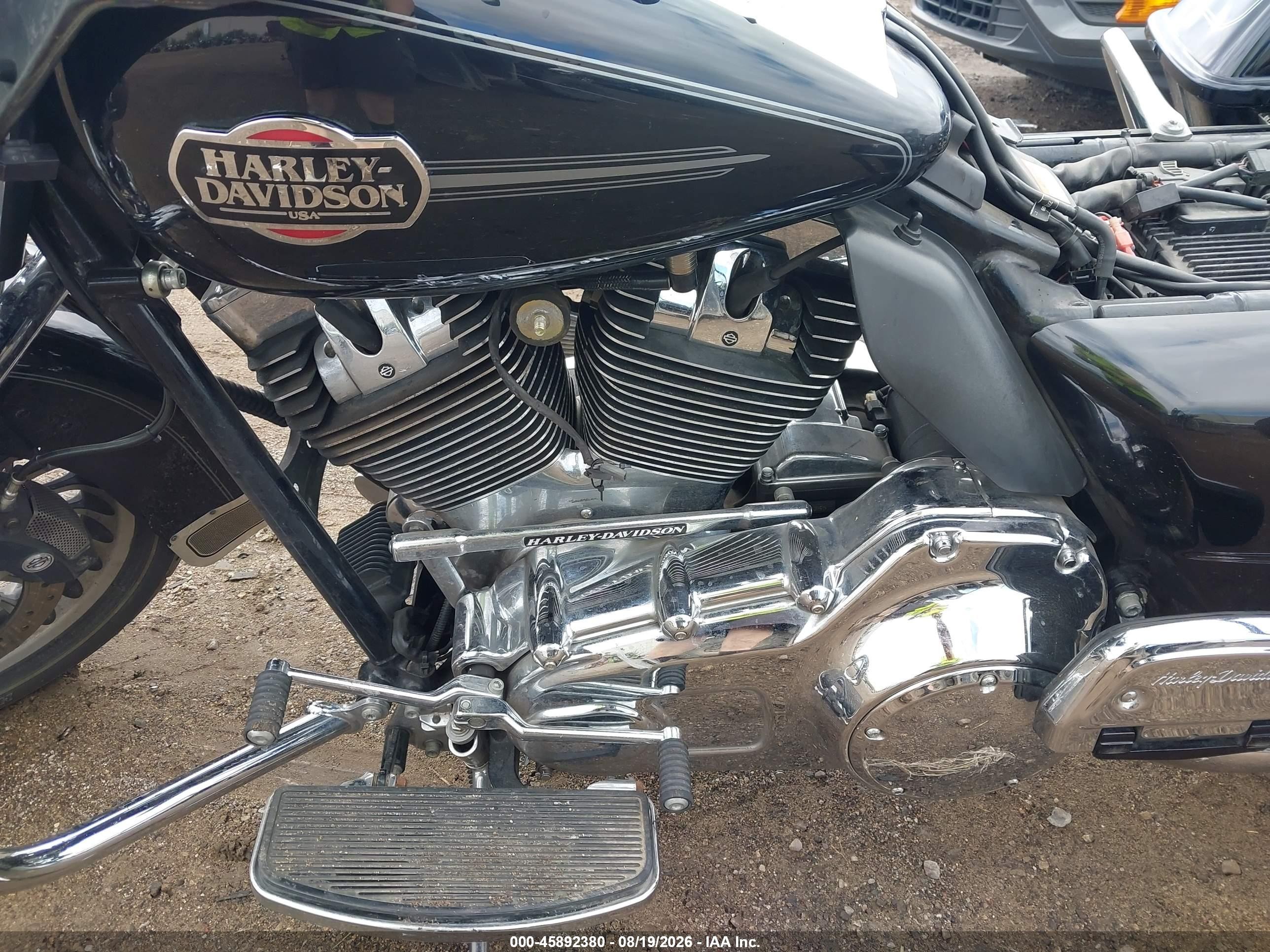 2010 Harley-davidson Flhtcu VIN 1HD1FC413AB604900 IAAI salvage auction — Front End, Salvage (Ohio), sold $300 on 2026-09-08 (photo 9)