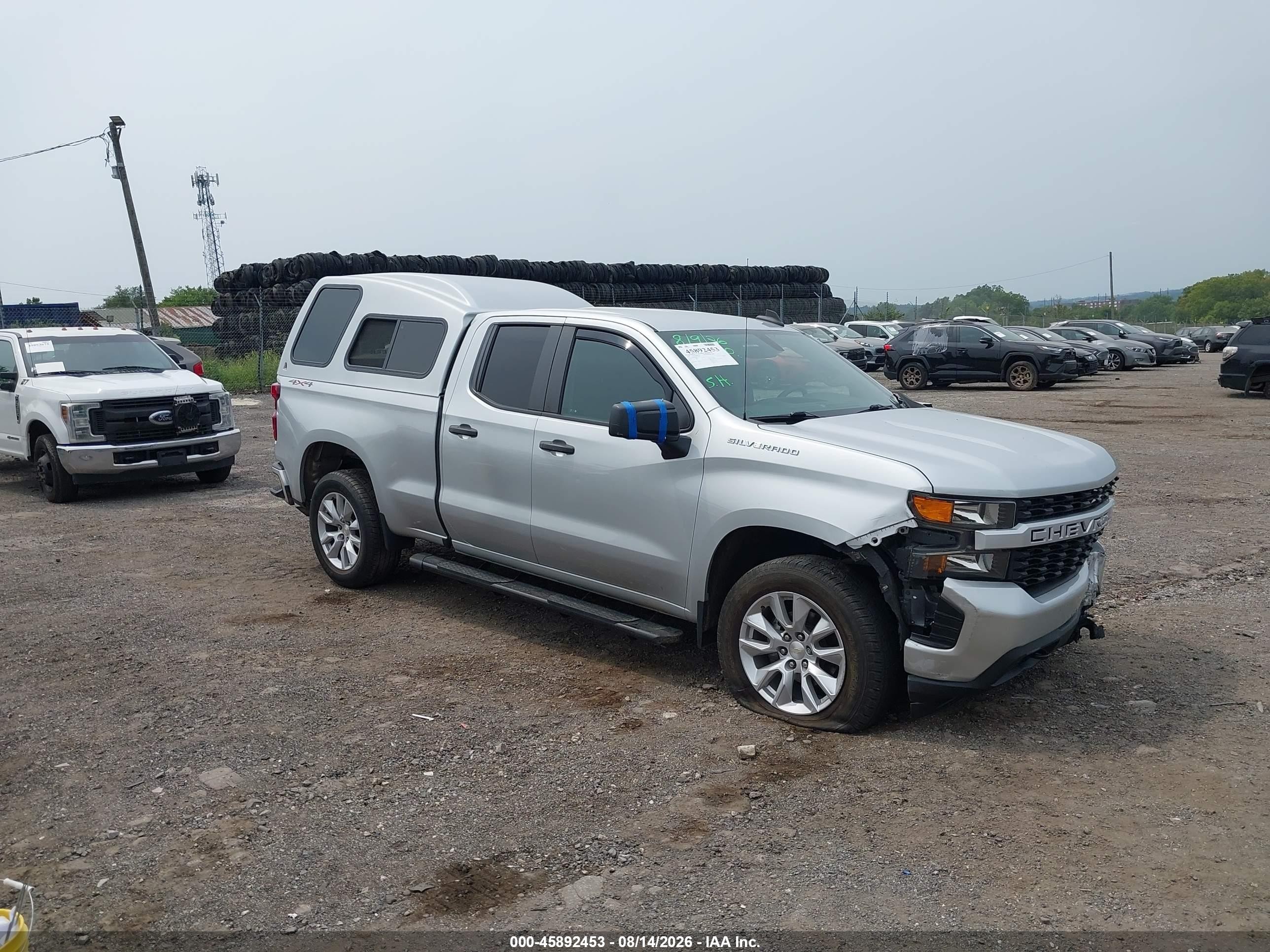 2022 Chevrolet Silverado 1500 VIN 1GCRYBEK6NZ221417 — IAAI salvage auction photo
