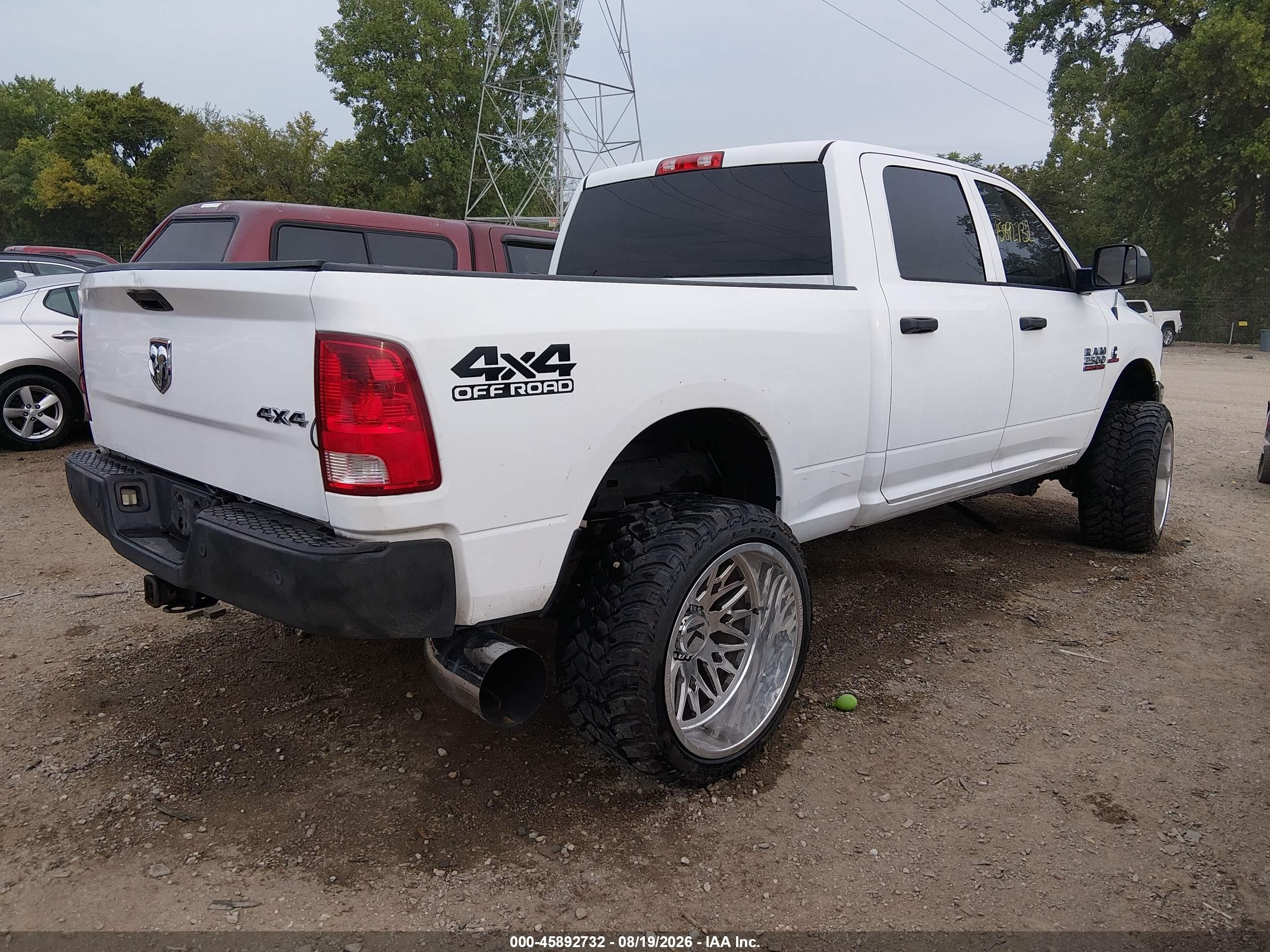 2015 Ram 2500 VIN 3C6UR5CL1FG685387 IAAI salvage auction — Front End, Clear (Indiana), sold $9,600 on 2026-10-07 (photo 4)