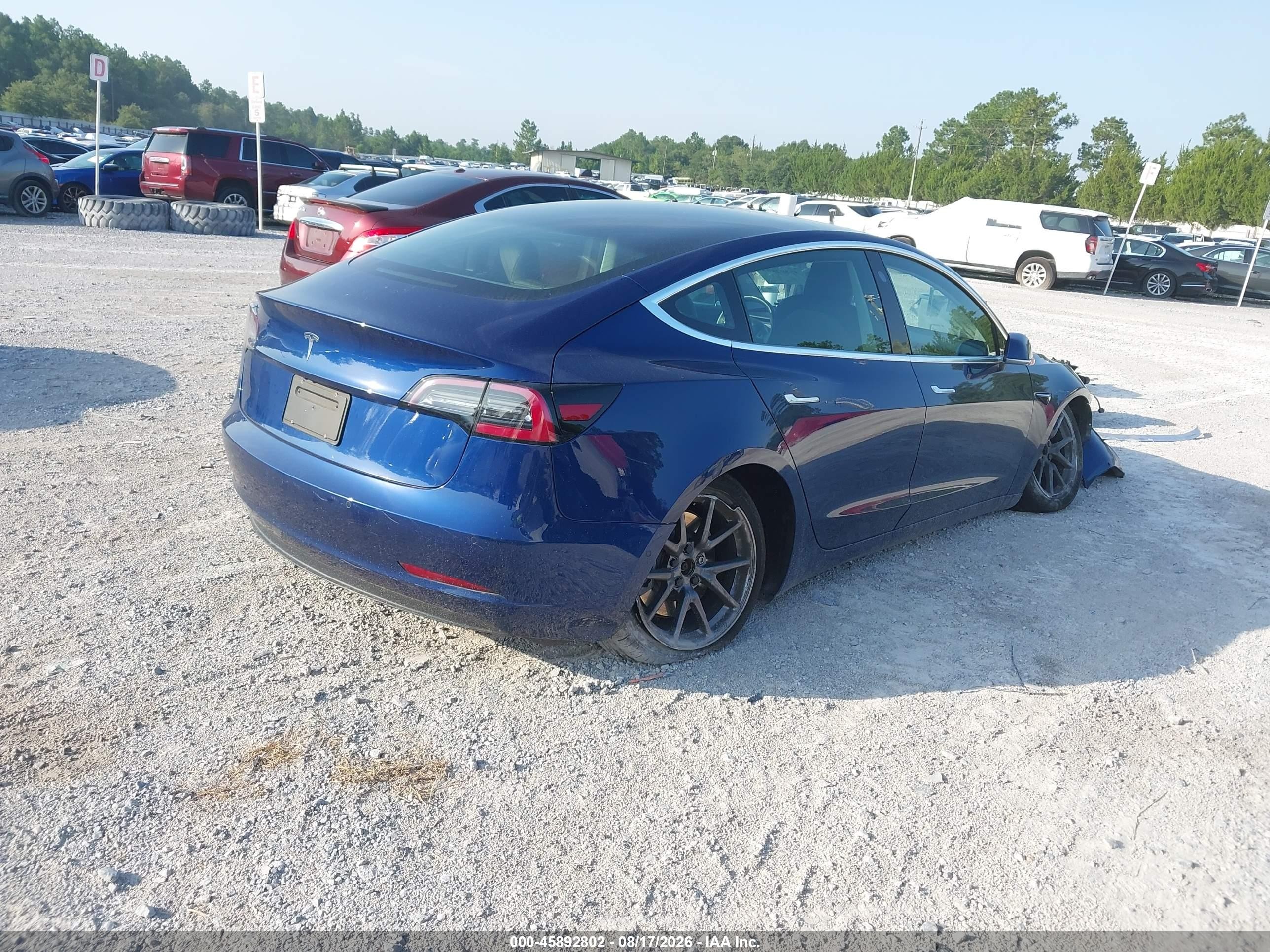 2019 Tesla Model 3 VIN 5YJ3E1EA0KF435465 IAAI salvage auction — Front End, Rebuildable (Florida), sold $3,150 on 2026-09-23 (photo 4)