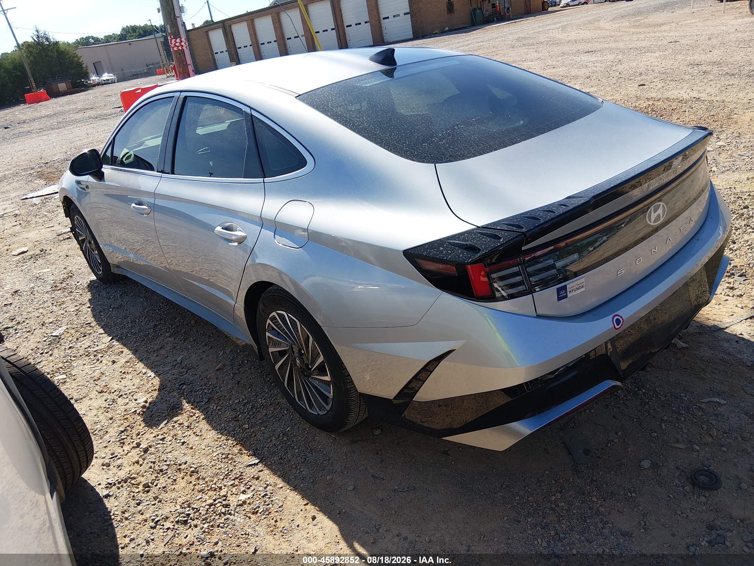 2025 Hyundai Sonata VIN KMHL34JJ0SA121705 IAAI salvage auction — Front End, Salvage (North Carolina), sold $7,500 on 2026-09-08 (photo 3)