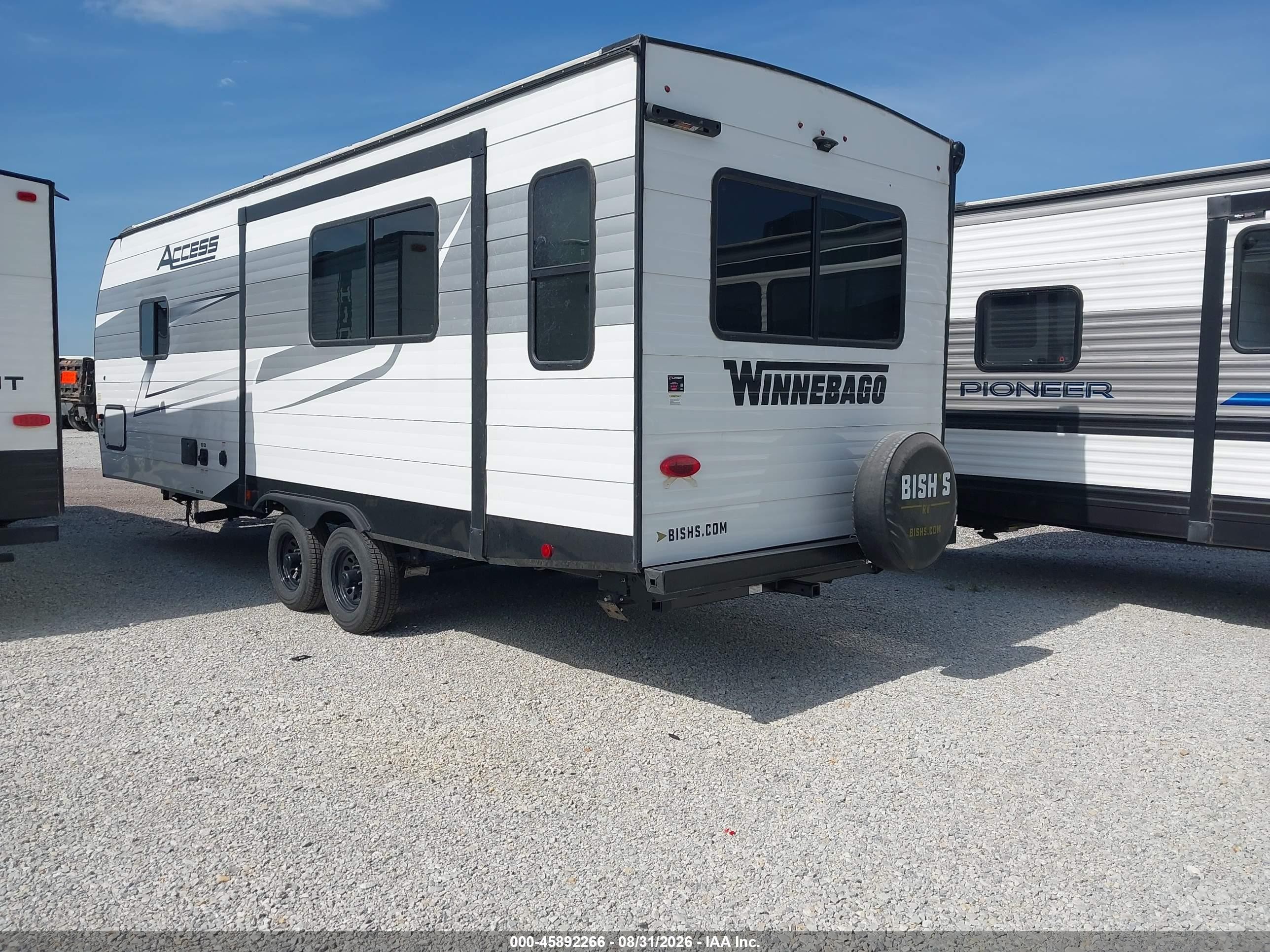 2024 Winnebago Access VIN 54CTA1T24R6067532 IAAI salvage auction — Hail, Certificate Of Title (Nebraska), sold $6,100 on 2026-09-22 (photo 3)